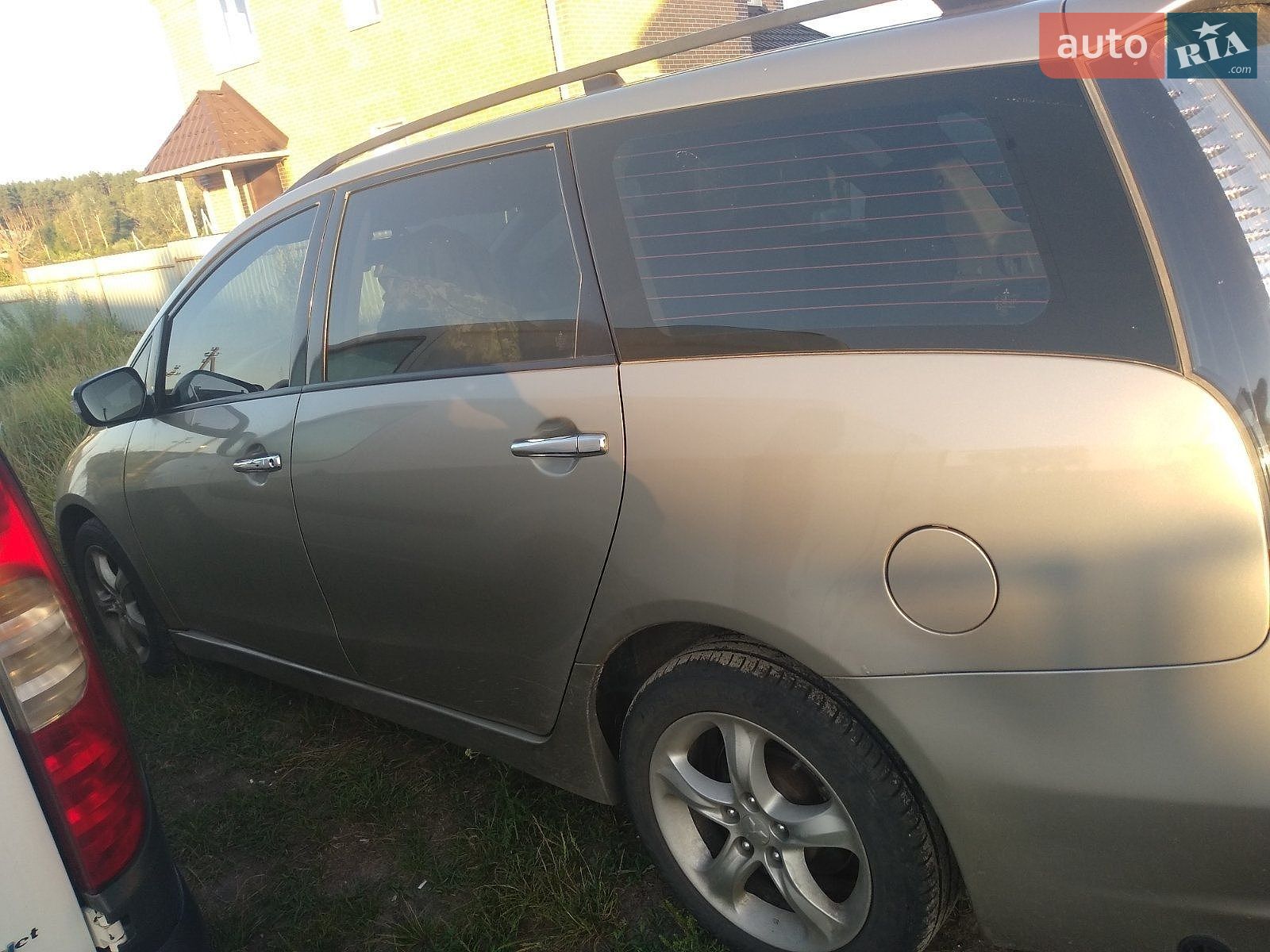 Mitsubishi Grandis 2006 VIN JMBLRNA4W6Z002779 фото оголошення 3 з 7