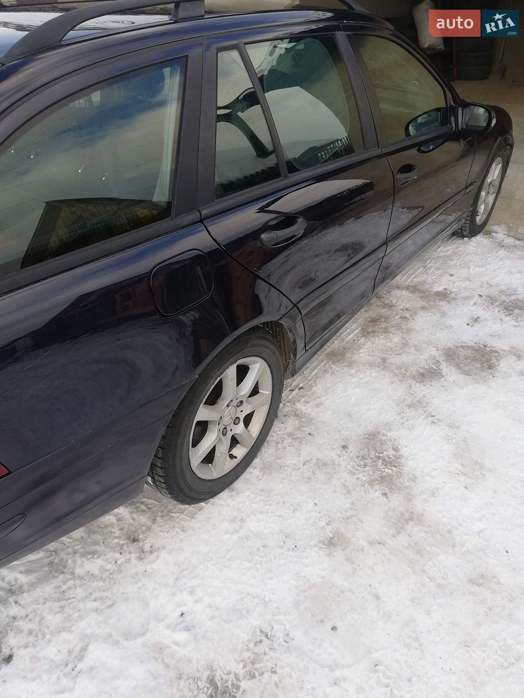 Mercedes-Benz C-Class 2004 VIN WDB2032081F585153 фото оголошення 3 з 15