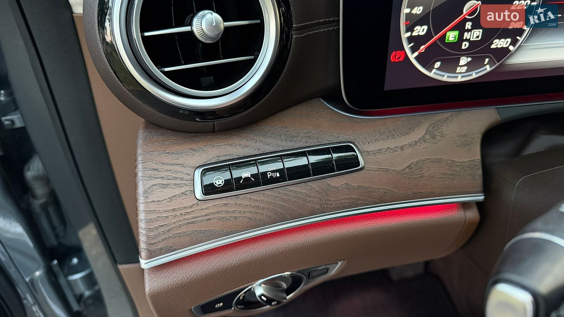 Mercedes-Benz E-Class 2016 VIN WDD2130041A010412 фото оголошення 46 з 57