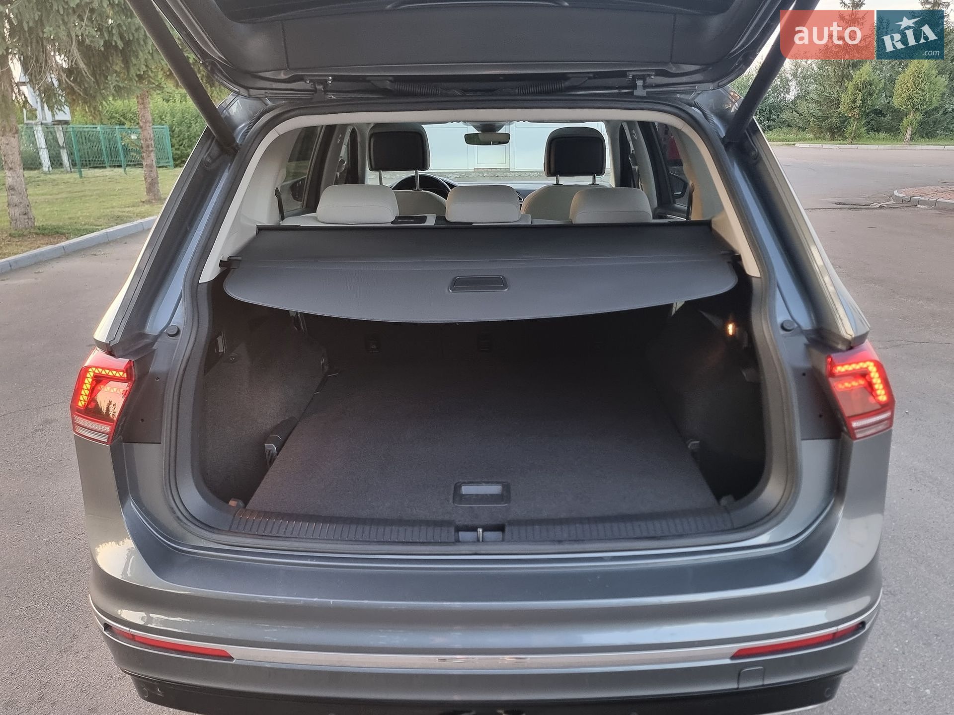 Volkswagen Tiguan Allspace 2019 VIN WVGZZZ5NZLM073506 фото оголошення 7 з 28