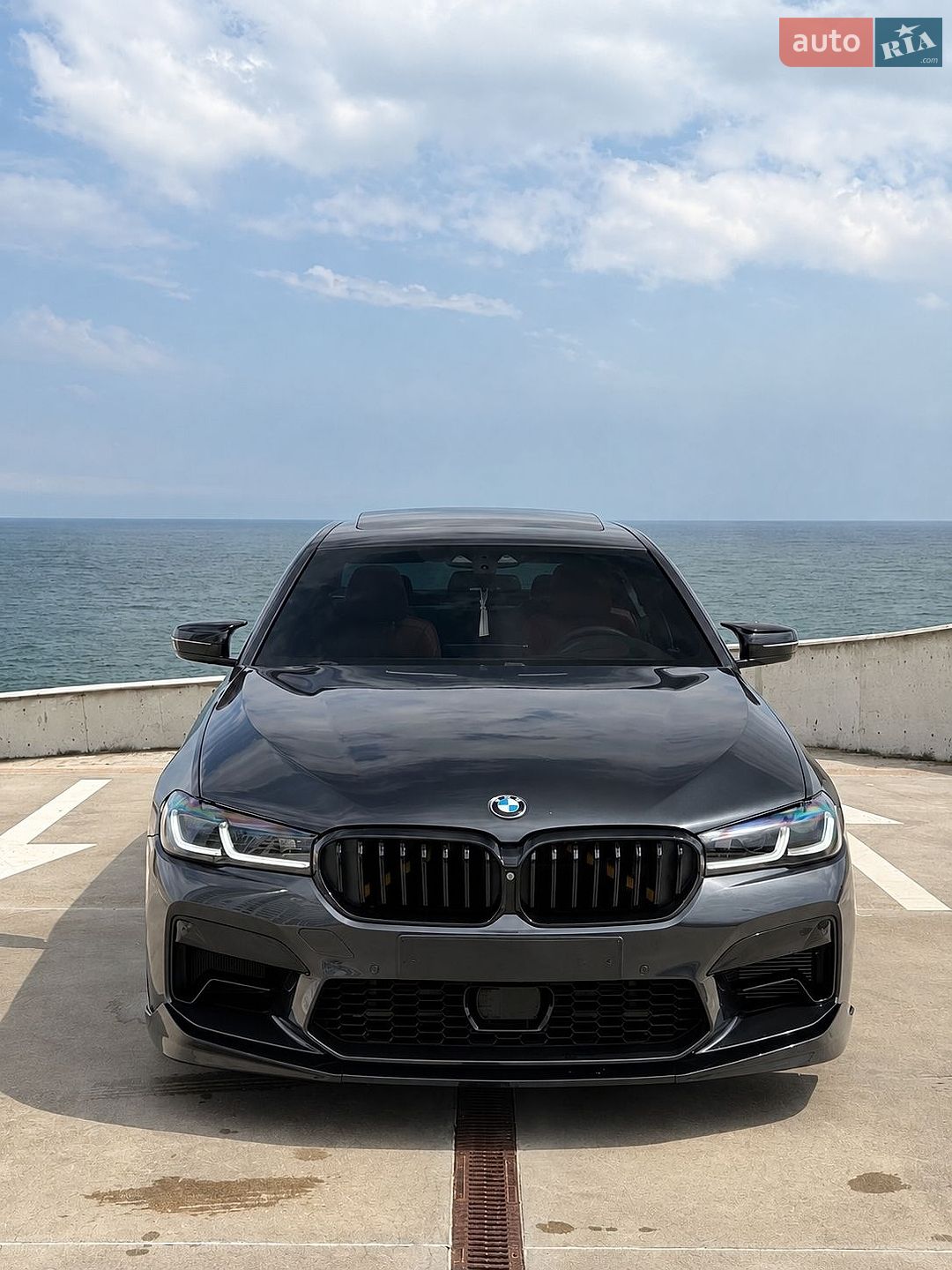 BMW 5 Series 2017 VIN WBAJE5C59JG918202 фото оголошення 7 з 17