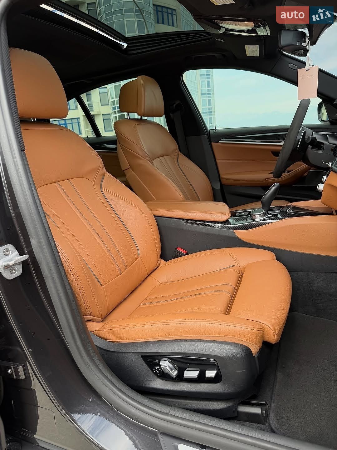 BMW 5 Series 2017 VIN WBAJE5C59JG918202 фото оголошення 14 з 17