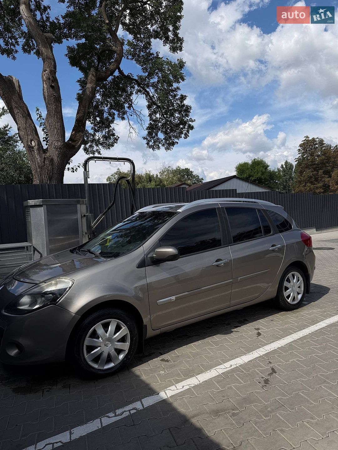 Renault Clio 2011 VIN VF1KR2V0H46351206 фото оголошення 4 з 16