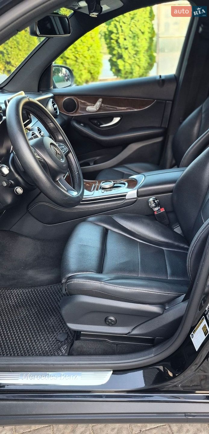 Mercedes-Benz GLC-Class 2018 VIN WDC0G4JB3JV070772 фото оголошення 24 з 63