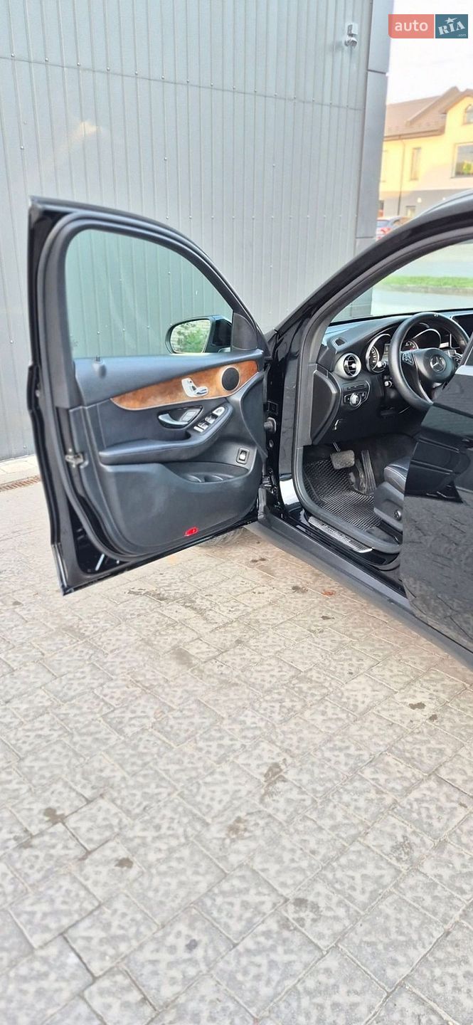 Mercedes-Benz GLC-Class 2018 VIN WDC0G4JB3JV070772 фото оголошення 18 з 63