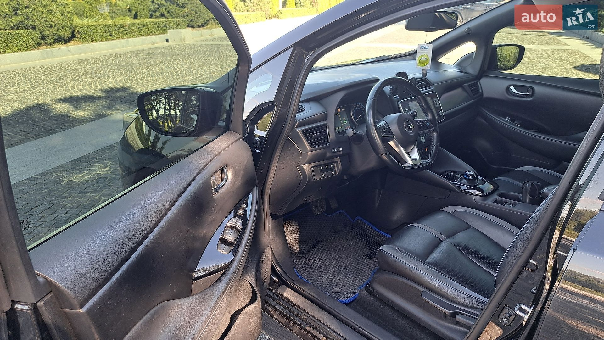 Nissan Leaf 2019 VIN SJNFAAZE1U0085790 фото оголошення 10 з 38