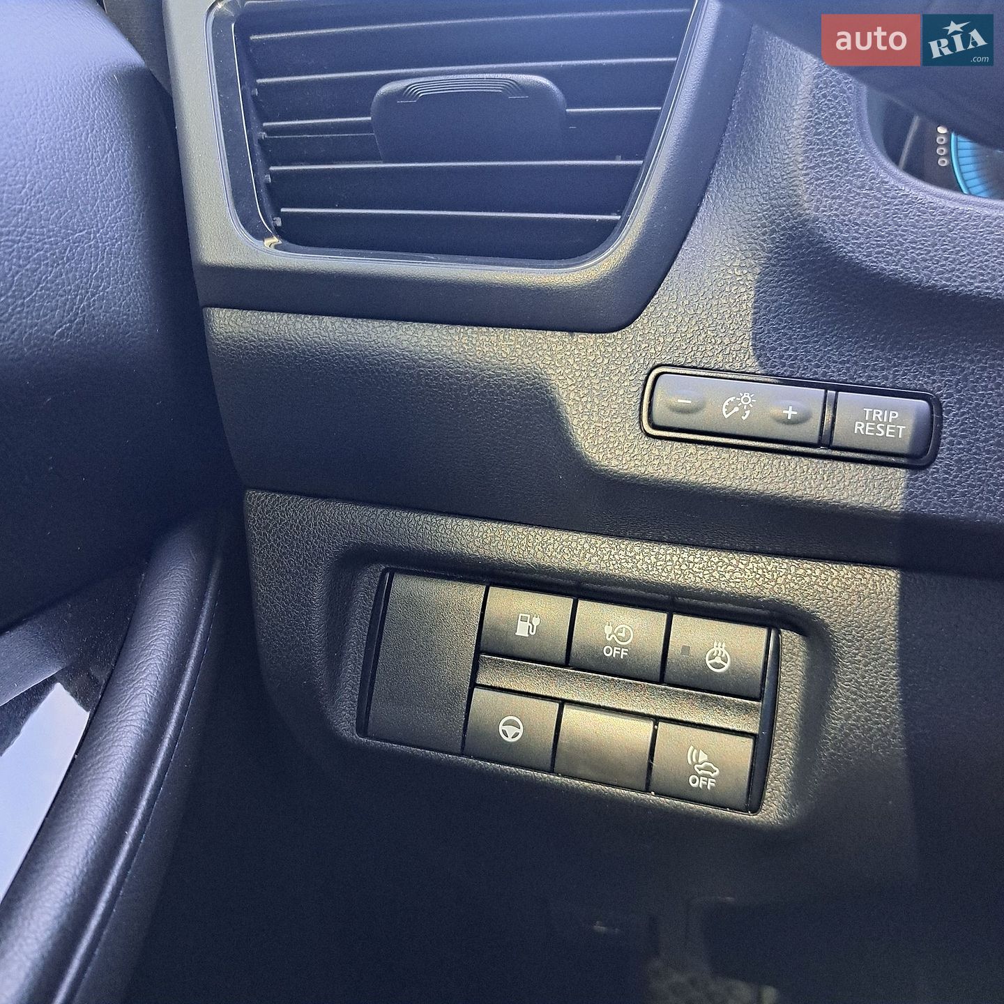 Nissan Leaf 2019 VIN SJNFAAZE1U0085790 фото оголошення 32 з 38