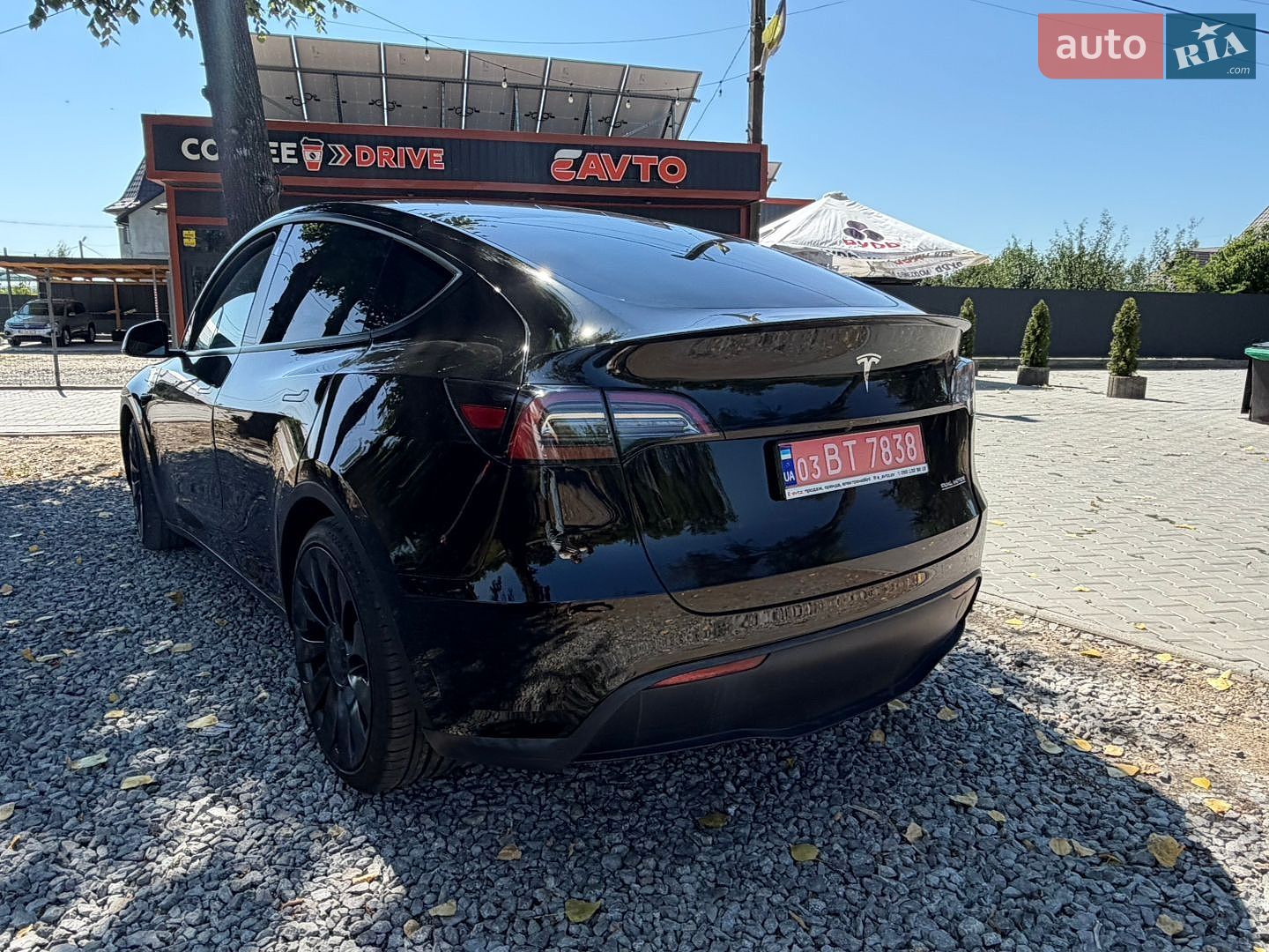 Tesla Model Y 2022 VIN 7SAYGDEF6PF635354 фото оголошення 12 з 18
