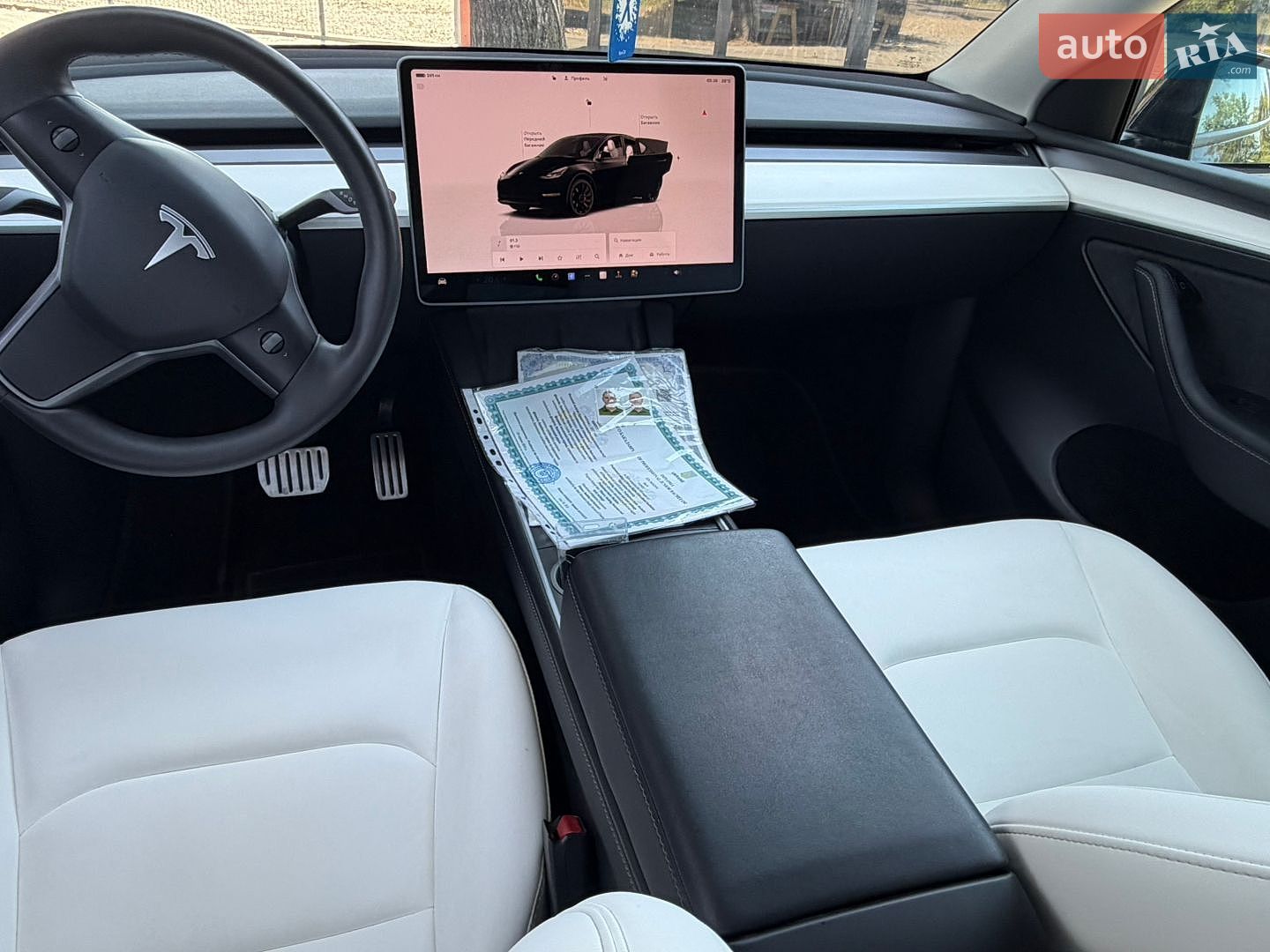 Tesla Model Y 2022 VIN 7SAYGDEF6PF635354 фото оголошення 17 з 18