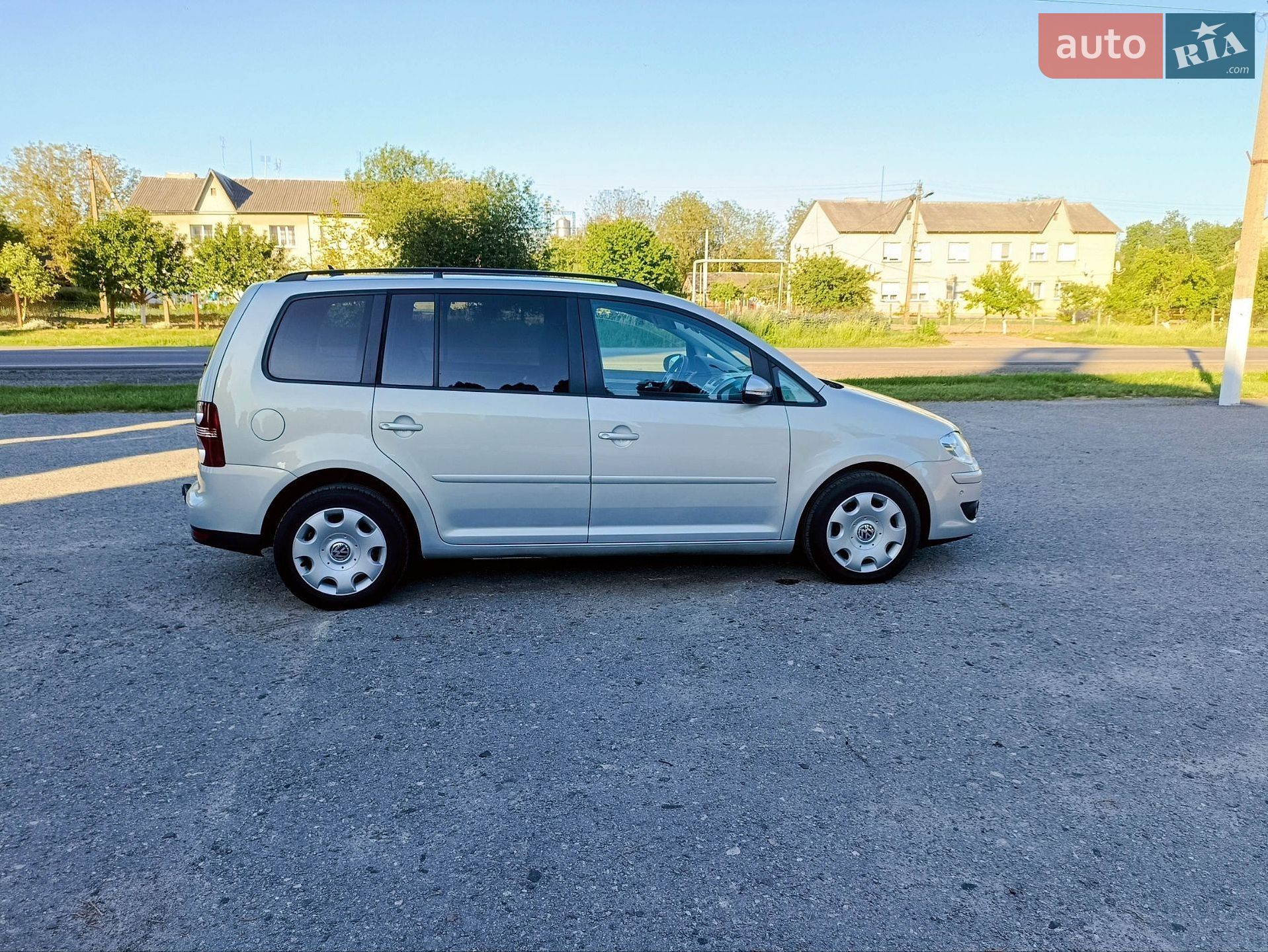 Volkswagen Touran 2009 VIN WVGZZZ1TZAW044247 фото оголошення 9 з 26