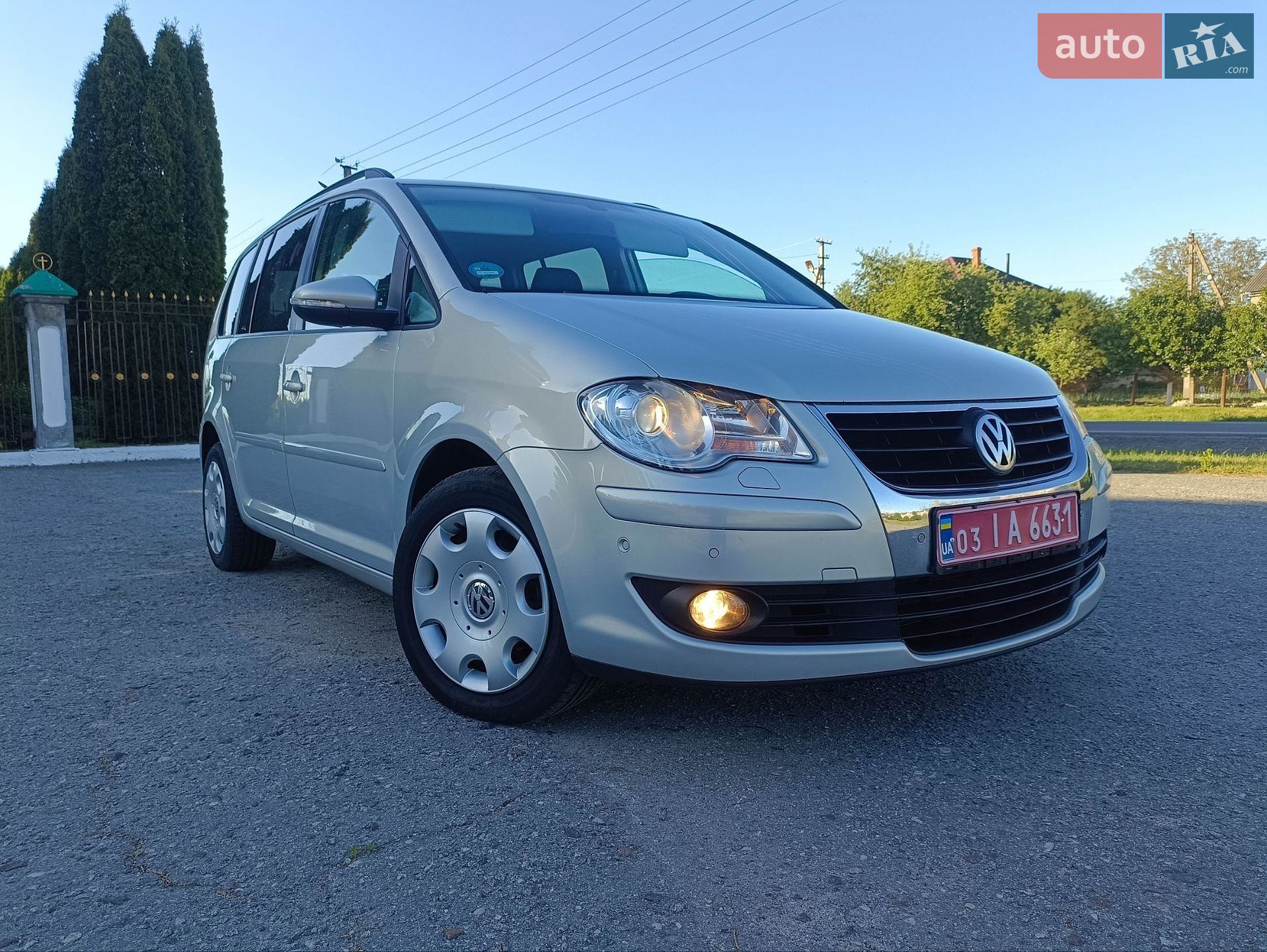 Volkswagen Touran 2009 VIN WVGZZZ1TZAW044247 фото оголошення 2 з 26