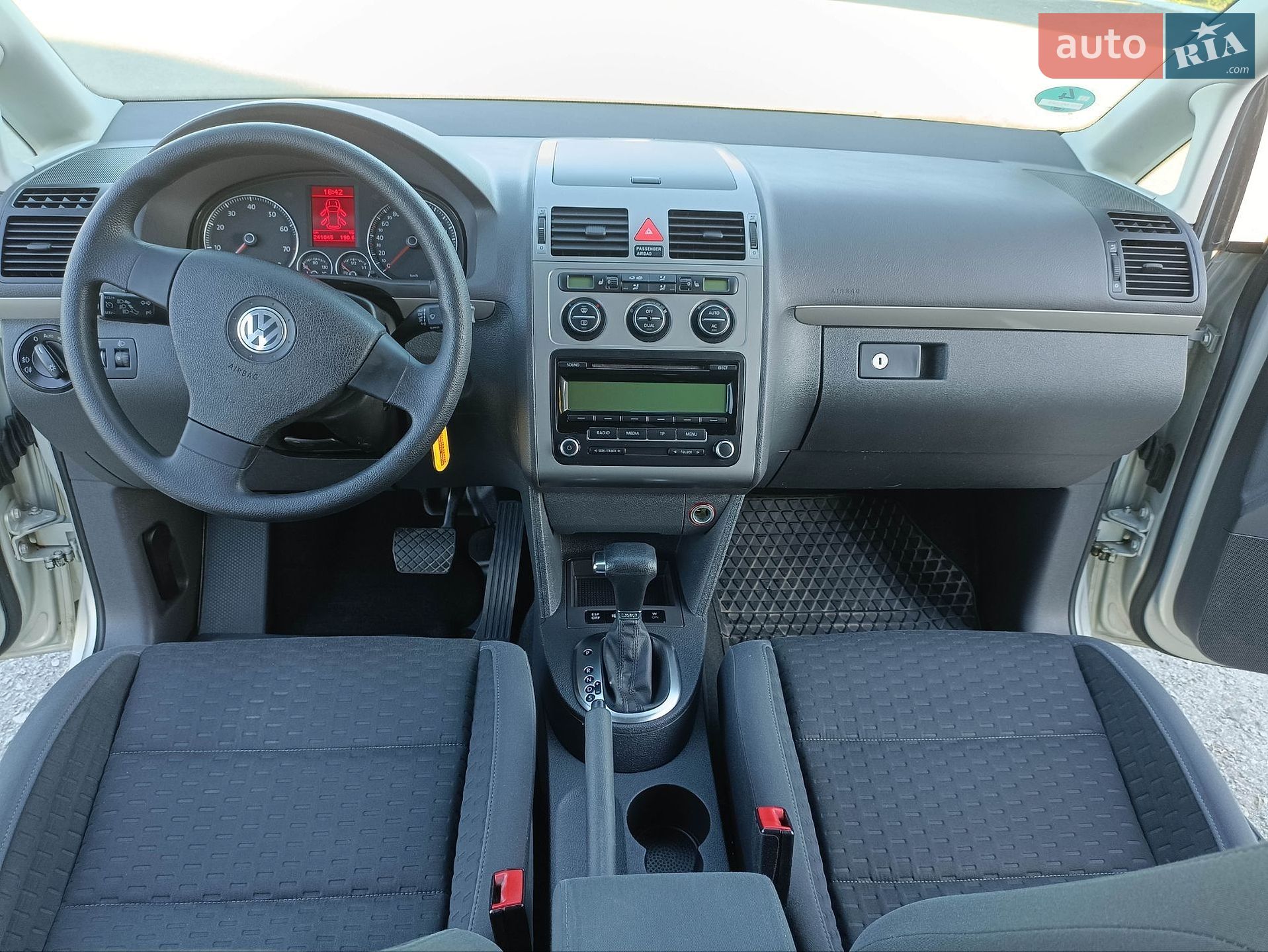 Volkswagen Touran 2009 VIN WVGZZZ1TZAW044247 фото оголошення 18 з 26