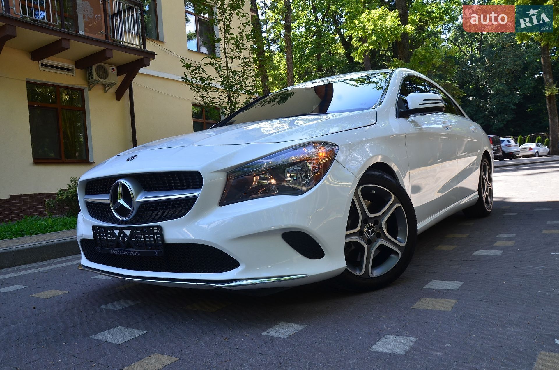 Mercedes-Benz CLA-Class 2018 VIN WDDSJ4EB6KN720762 фото оголошення 8 з 70
