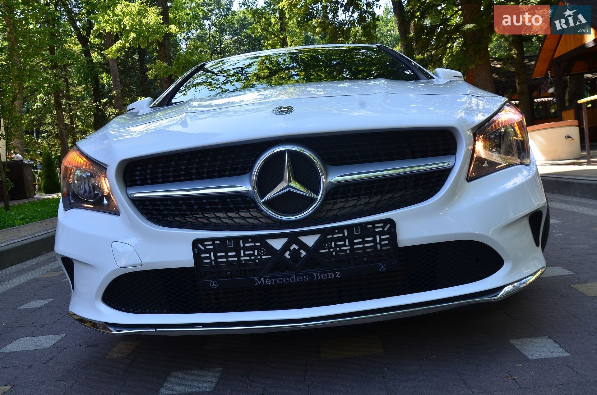 Mercedes-Benz CLA-Class 2018 VIN WDDSJ4EB6KN720762 фото оголошення 16 з 70