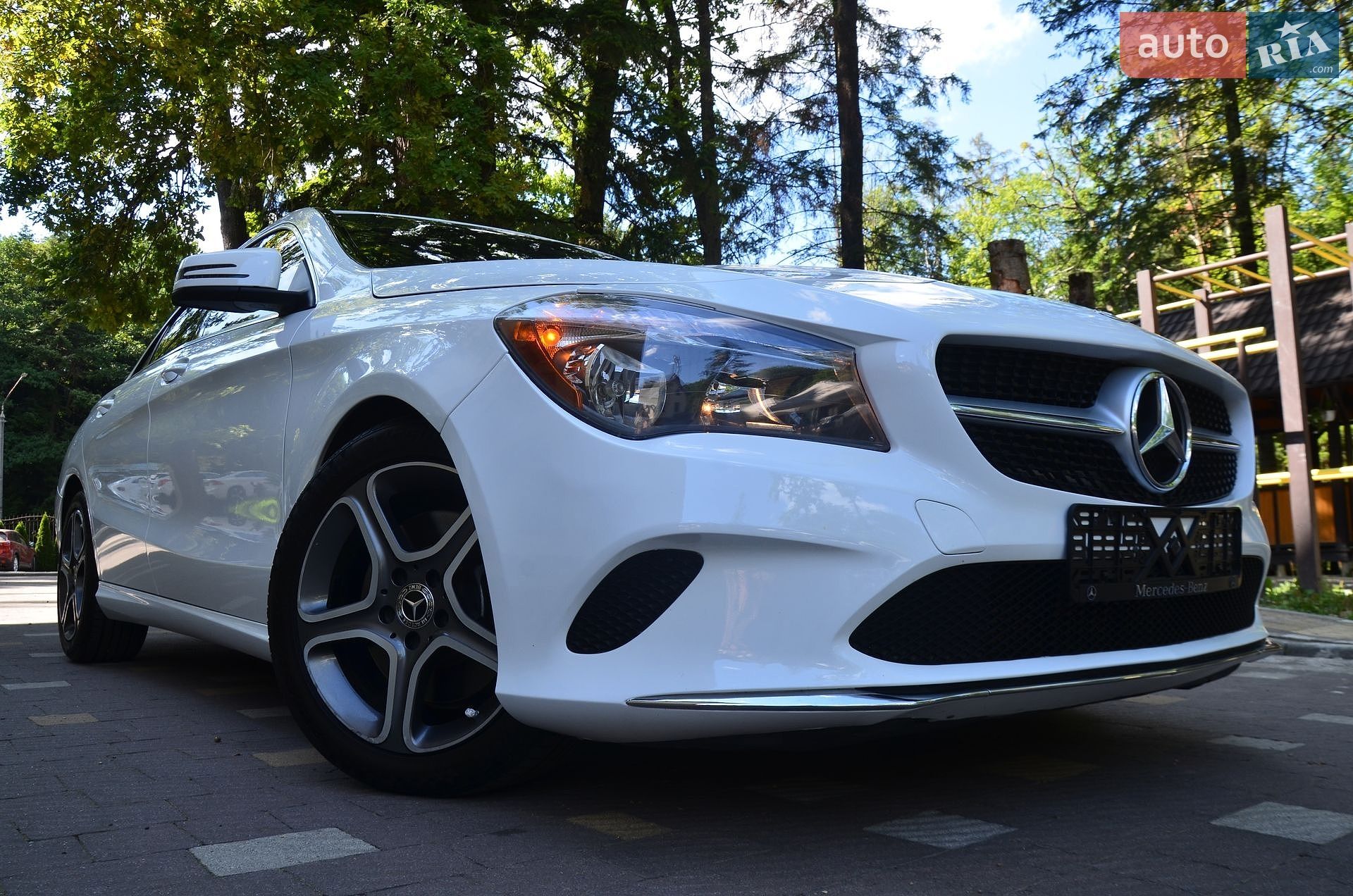 Mercedes-Benz CLA-Class 2018 VIN WDDSJ4EB6KN720762 фото оголошення 19 з 70