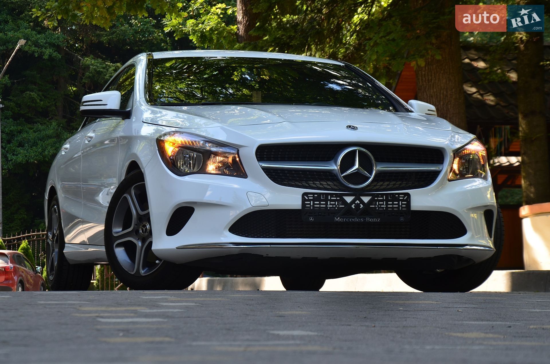 Mercedes-Benz CLA-Class 2018 VIN WDDSJ4EB6KN720762 фото оголошення 22 з 70