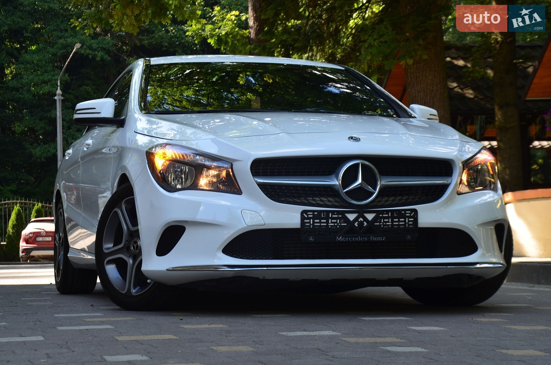 Mercedes-Benz CLA-Class 2018 VIN WDDSJ4EB6KN720762 фото оголошення 24 з 70