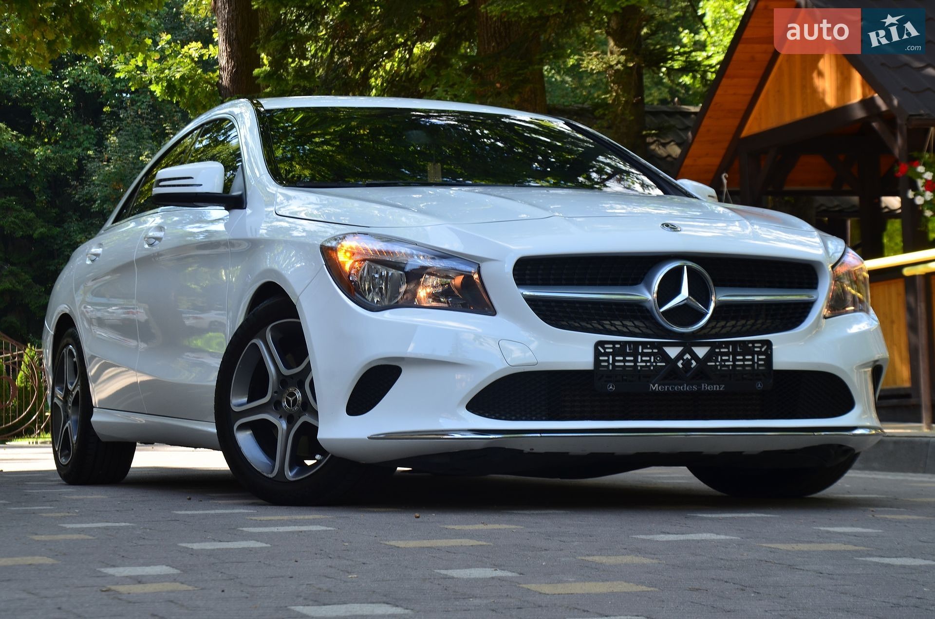 Mercedes-Benz CLA-Class 2018 VIN WDDSJ4EB6KN720762 фото оголошення 25 з 70