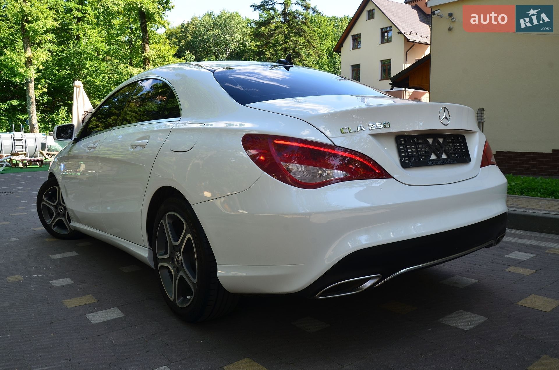 Mercedes-Benz CLA-Class 2018 VIN WDDSJ4EB6KN720762 фото оголошення 28 з 70