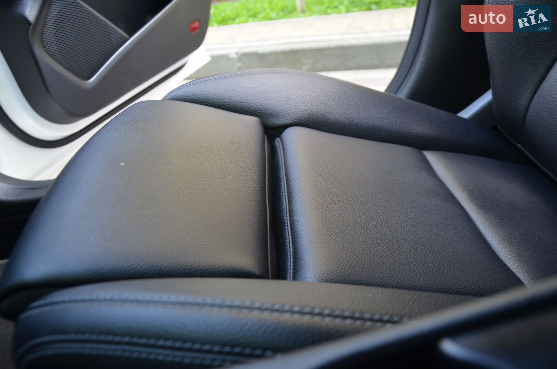 Mercedes-Benz CLA-Class 2018 VIN WDDSJ4EB6KN720762 фото оголошення 47 з 70