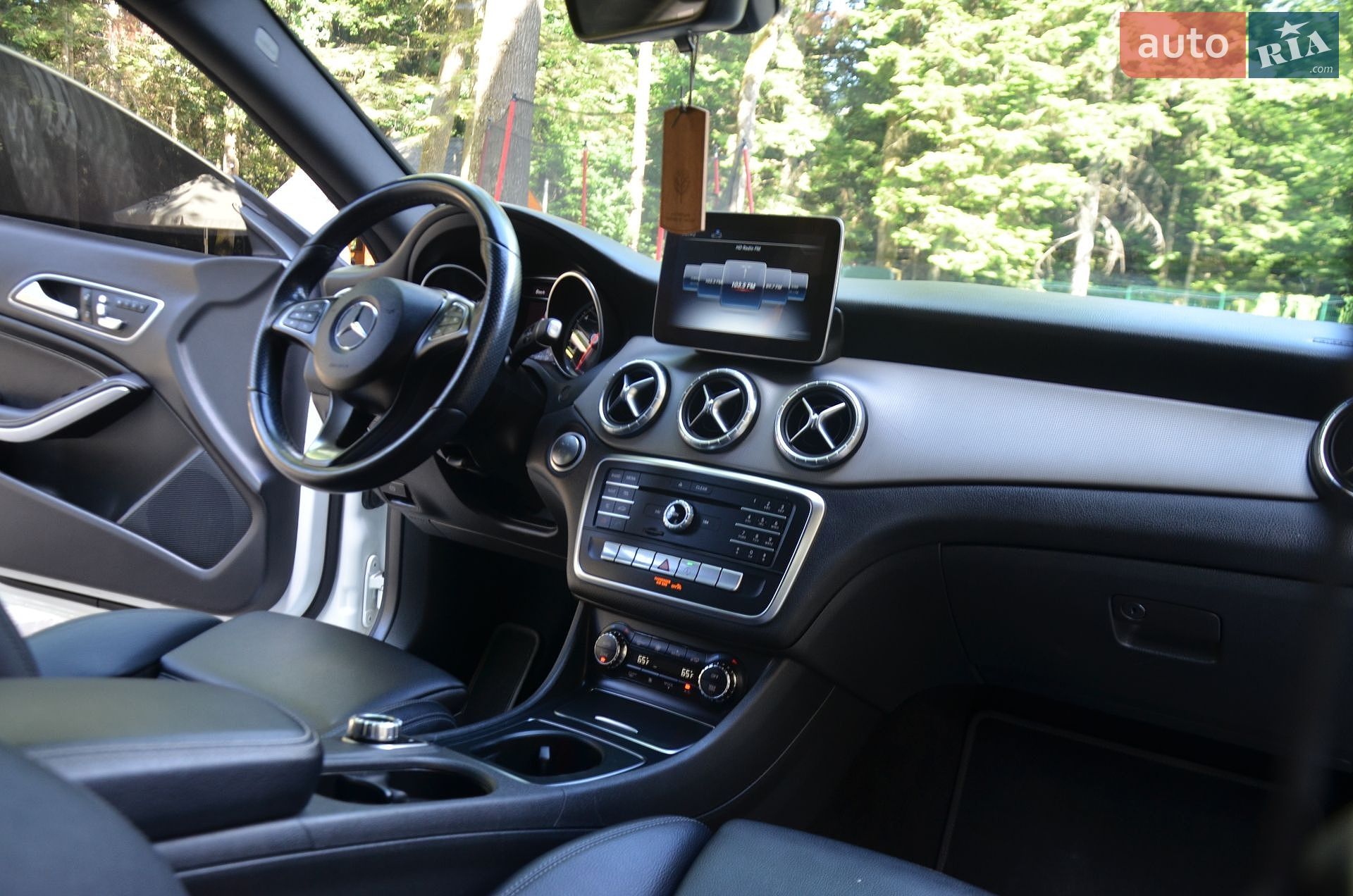 Mercedes-Benz CLA-Class 2018 VIN WDDSJ4EB6KN720762 фото оголошення 55 з 70