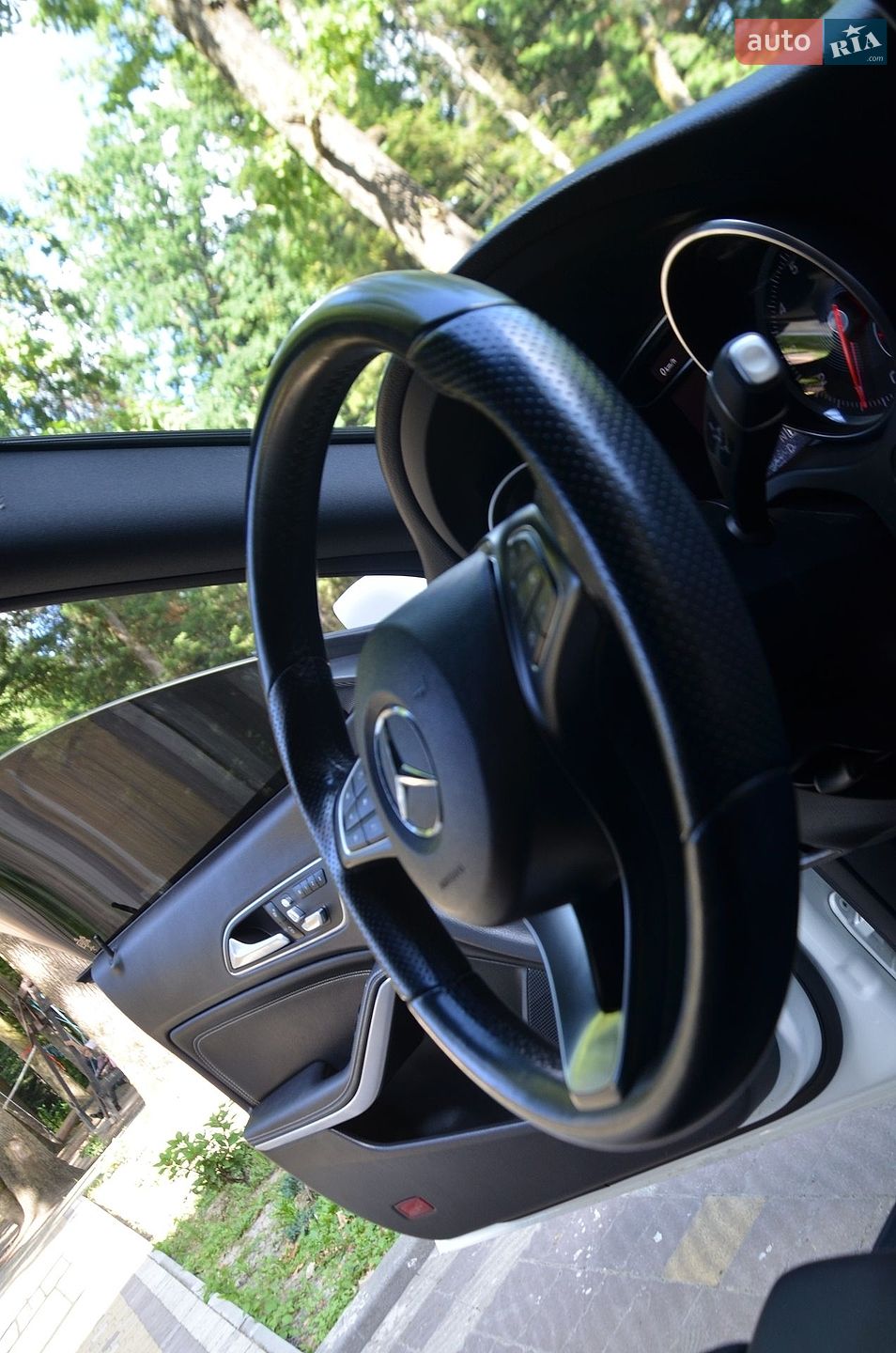Mercedes-Benz CLA-Class 2018 VIN WDDSJ4EB6KN720762 фото оголошення 68 з 70