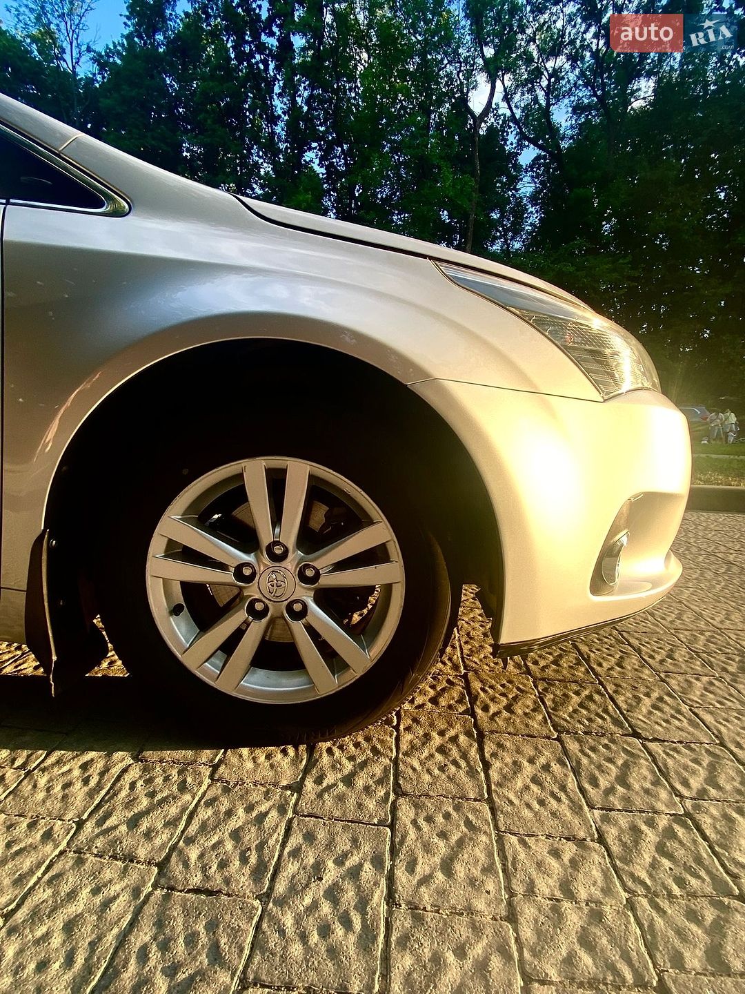 Toyota Avensis 2012 VIN SB1BG76L50E077596 фото оголошення 31 з 101