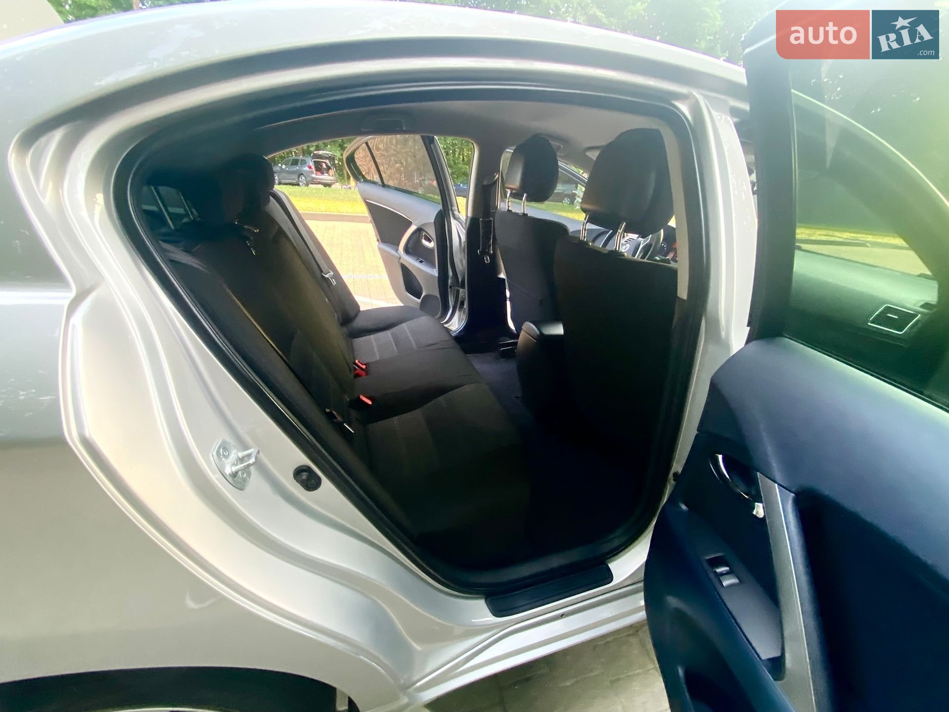 Toyota Avensis 2012 VIN SB1BG76L50E077596 фото оголошення 51 з 101