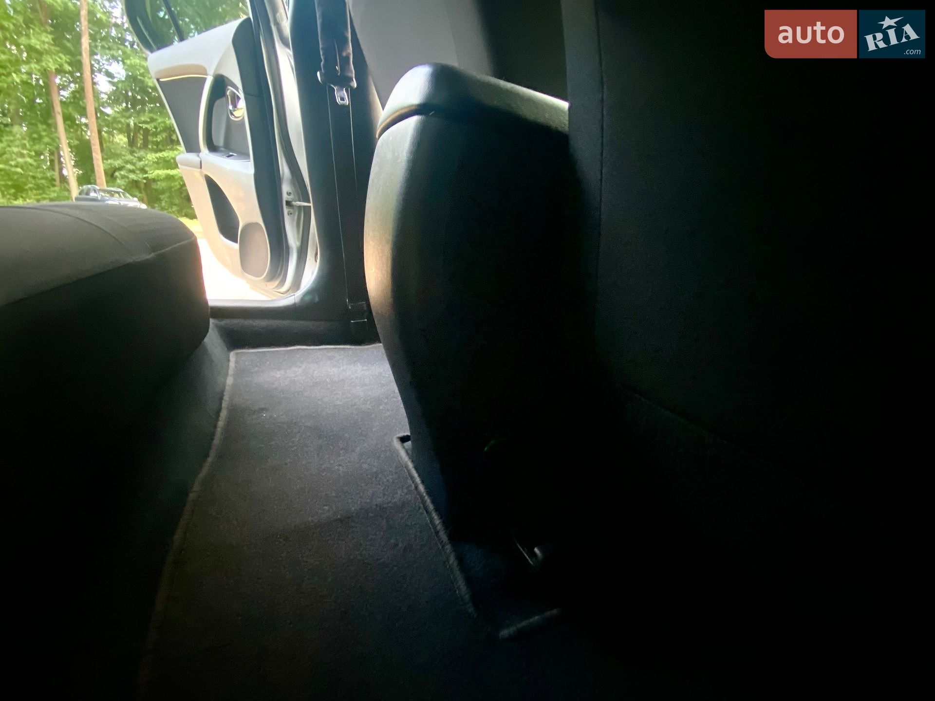 Toyota Avensis 2012 VIN SB1BG76L50E077596 фото оголошення 53 з 101