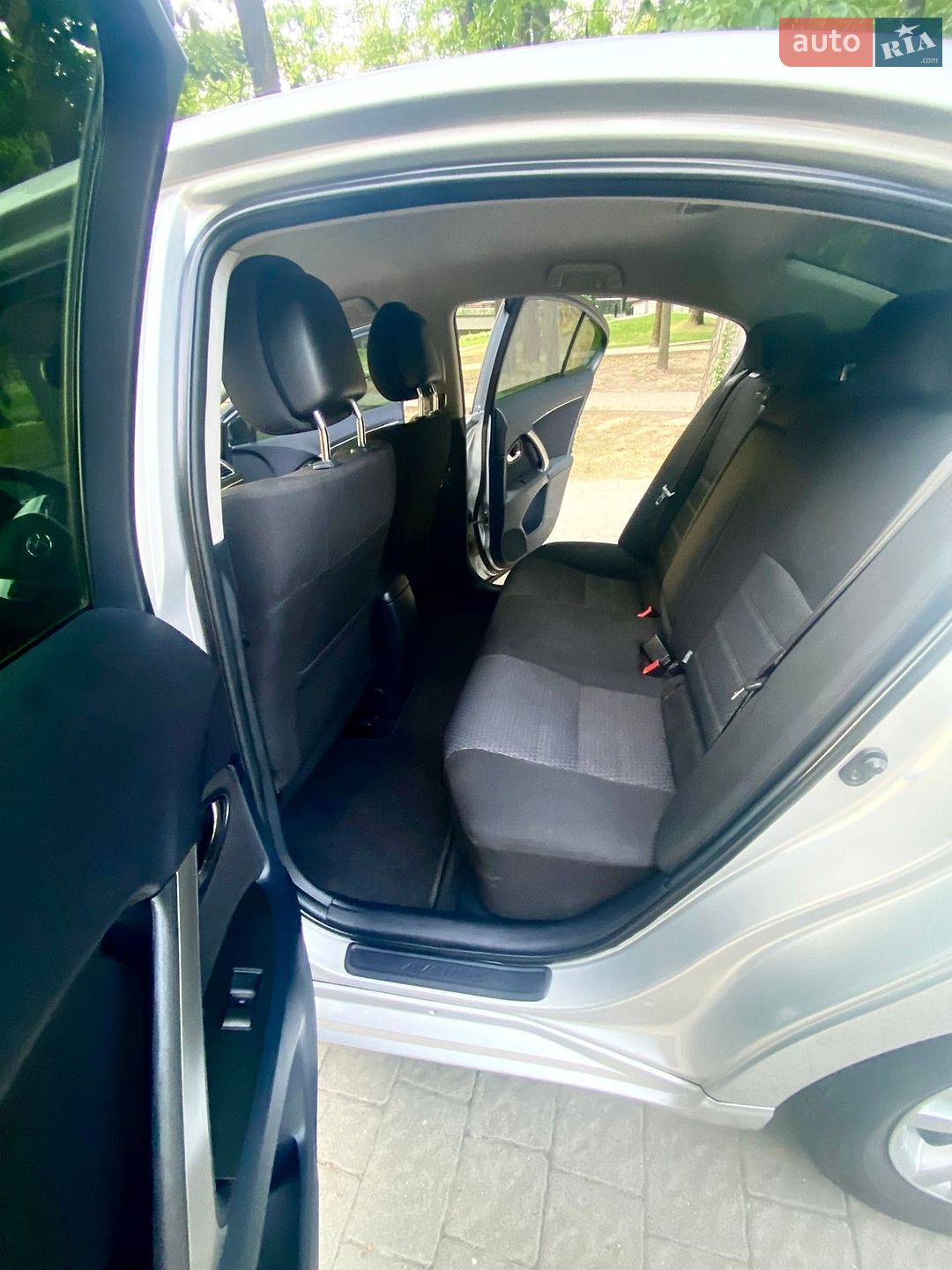 Toyota Avensis 2012 VIN SB1BG76L50E077596 фото оголошення 56 з 101