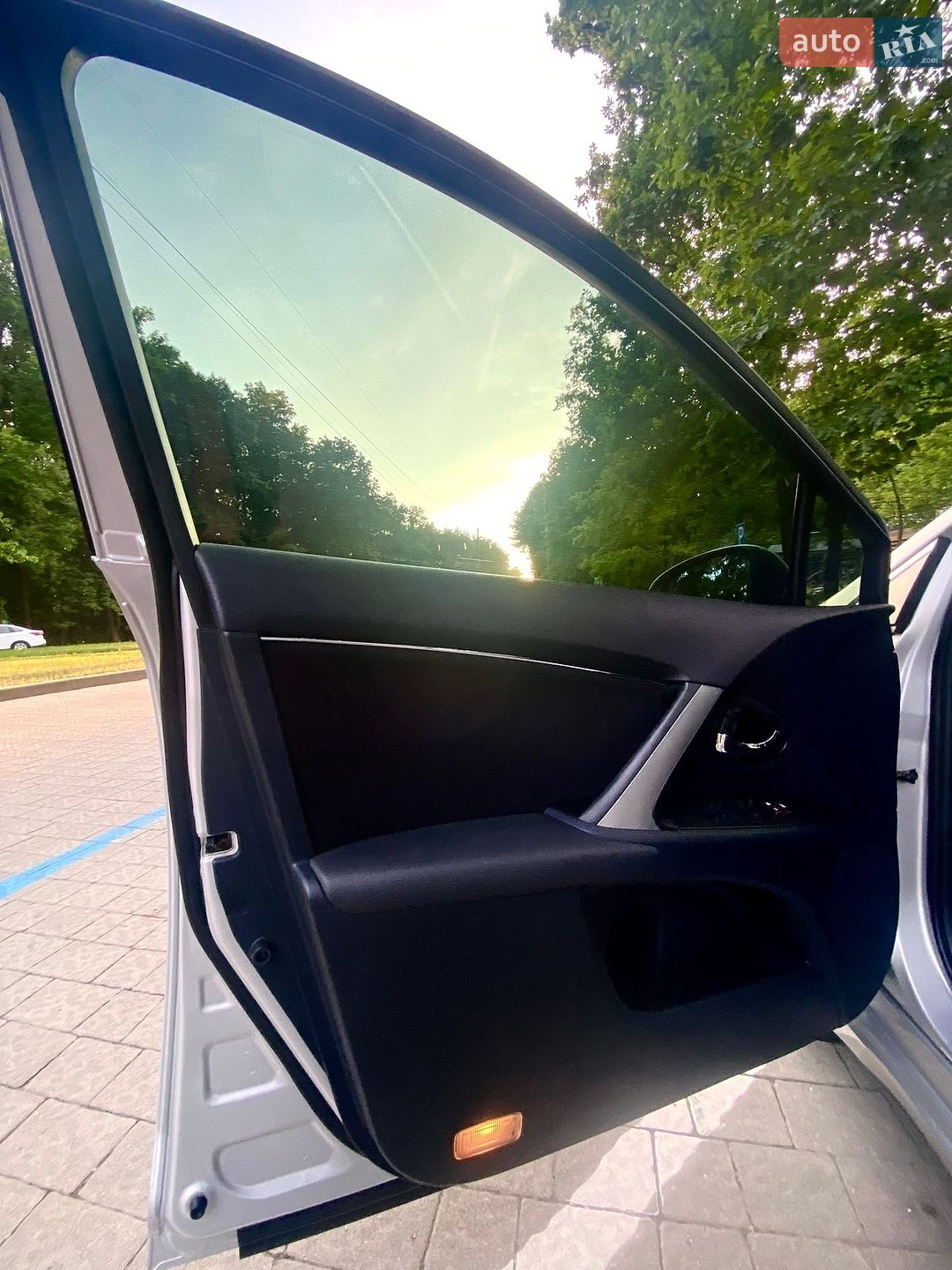 Toyota Avensis 2012 VIN SB1BG76L50E077596 фото оголошення 63 з 101