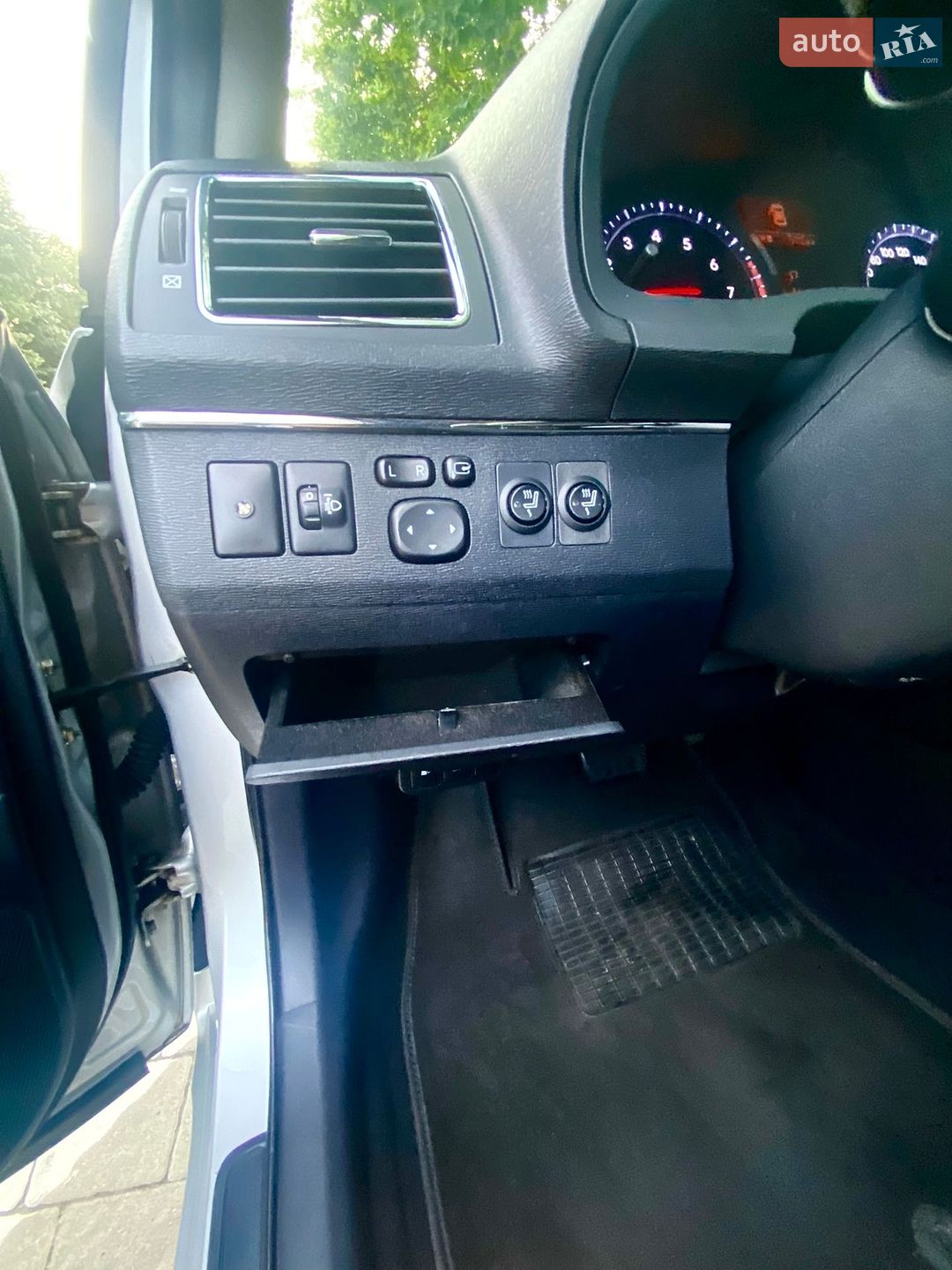 Toyota Avensis 2012 VIN SB1BG76L50E077596 фото оголошення 65 з 101