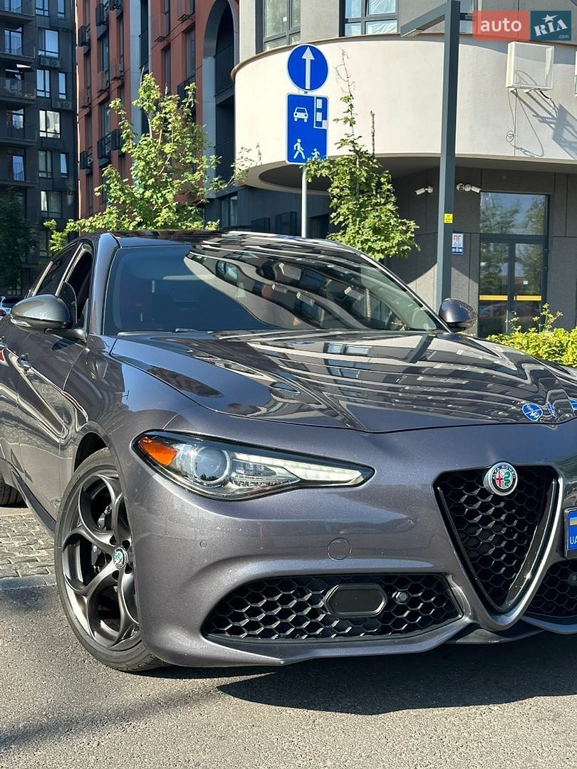 Alfa Romeo Giulia 2018 VIN ZARFAEEN2J7596977 фото оголошення 8 з 32