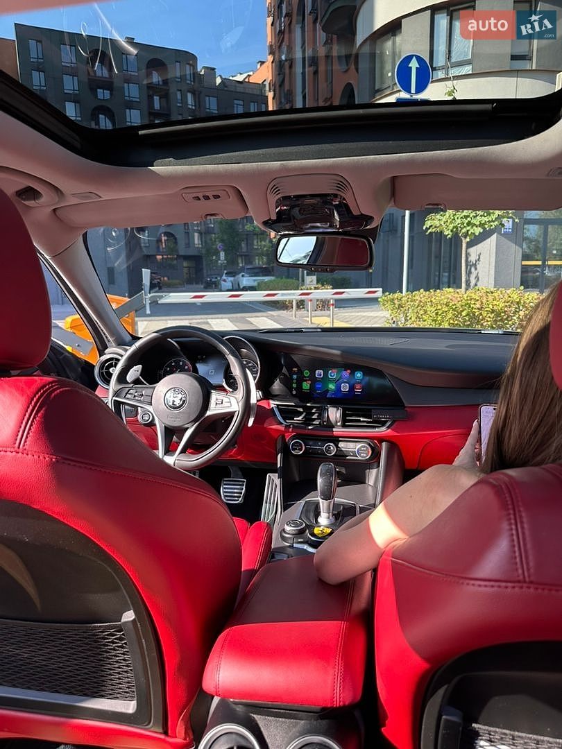 Alfa Romeo Giulia 2018 VIN ZARFAEEN2J7596977 фото оголошення 15 з 32