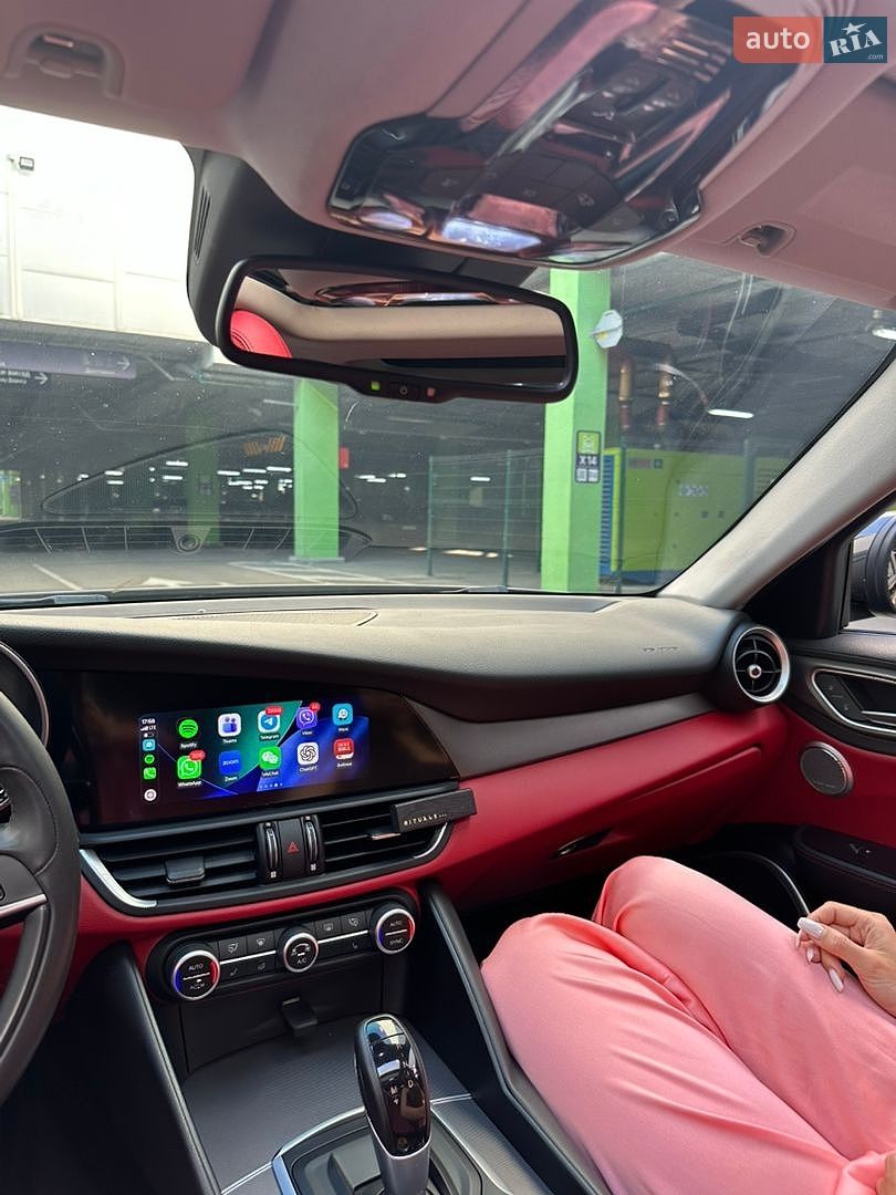 Alfa Romeo Giulia 2018 VIN ZARFAEEN2J7596977 фото оголошення 13 з 32