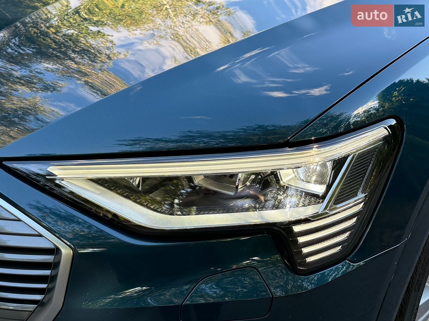 Audi e-tron 2020 VIN WA1VAAGE4KB015709 фото оголошення 28 з 111