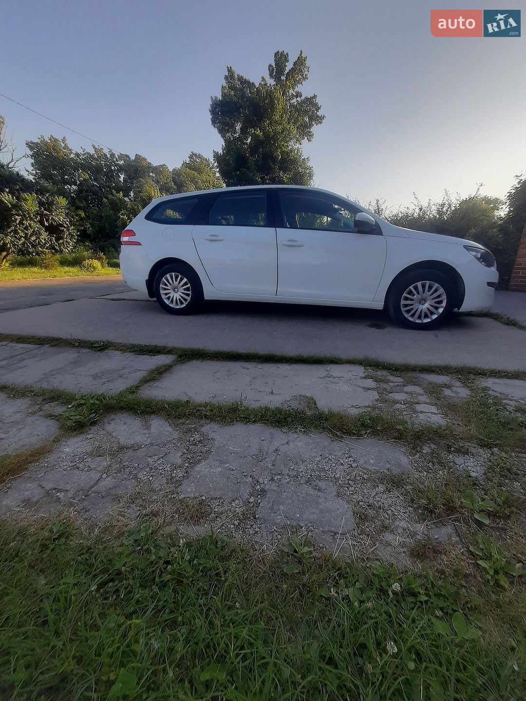 Peugeot 308 2015 VIN VF3LCBHZWFS175733 фото оголошення 7 з 24