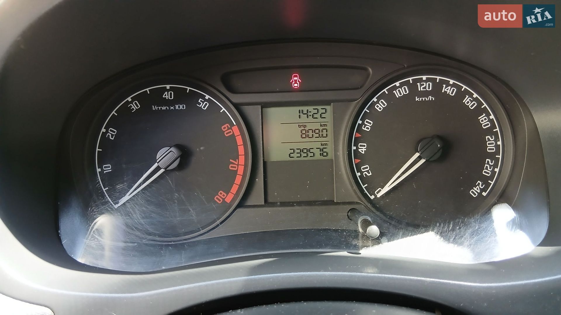 Skoda Fabia 2008 VIN TMBAA65J093052567 фото оголошення 8 з 10