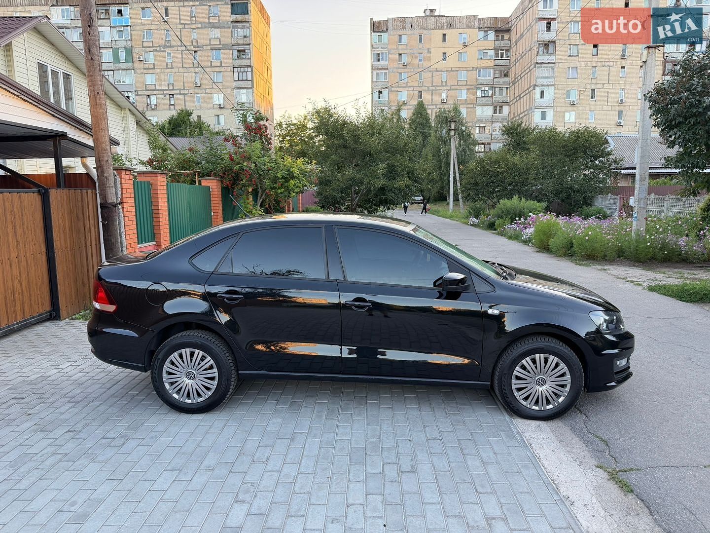 Volkswagen Polo 2016 VIN XW8ZZZ61ZGG038828 фото оголошення 7 з 27