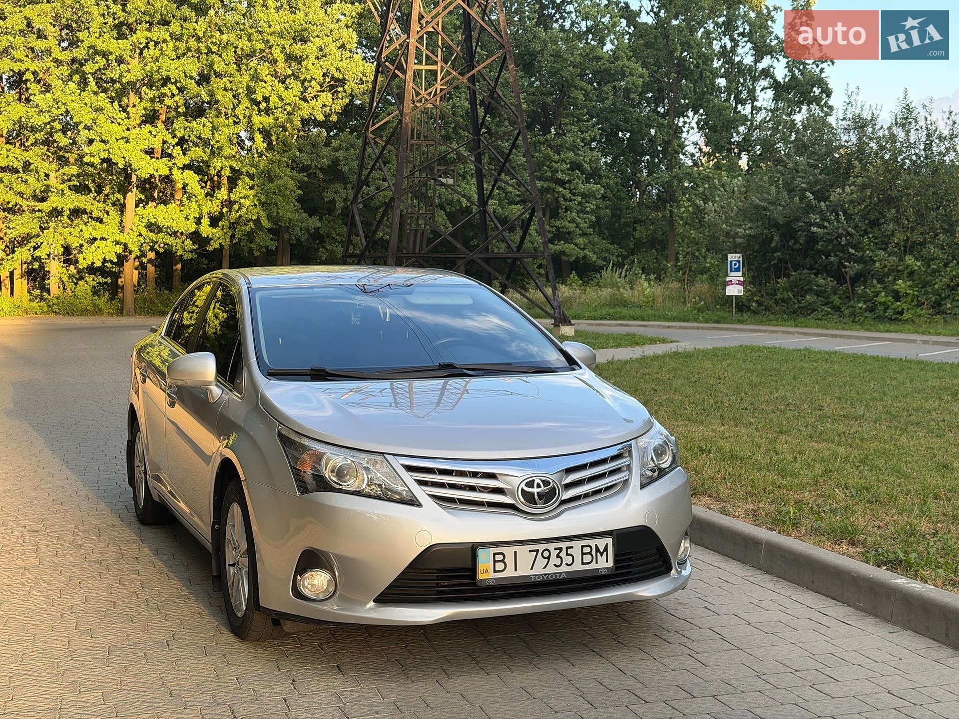 Toyota Avensis 2012 VIN SB1BG76L50E077596 фото оголошення 3 з 101
