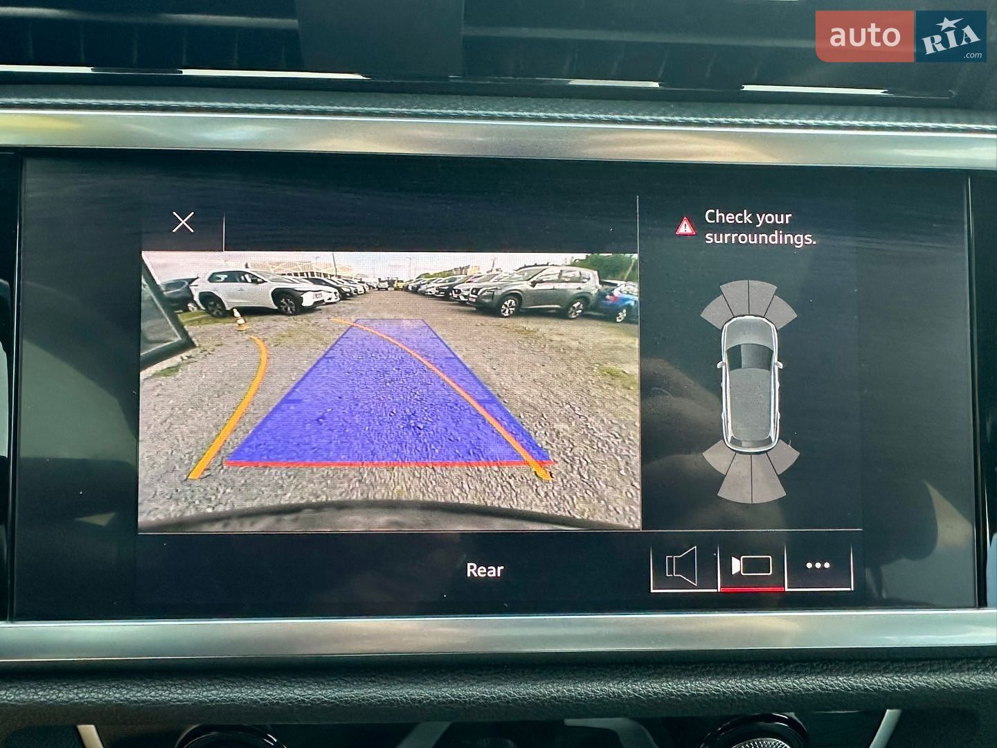 Audi Q3 2019 VIN WA1DECF33L1028387 фото оголошення 14 з 22