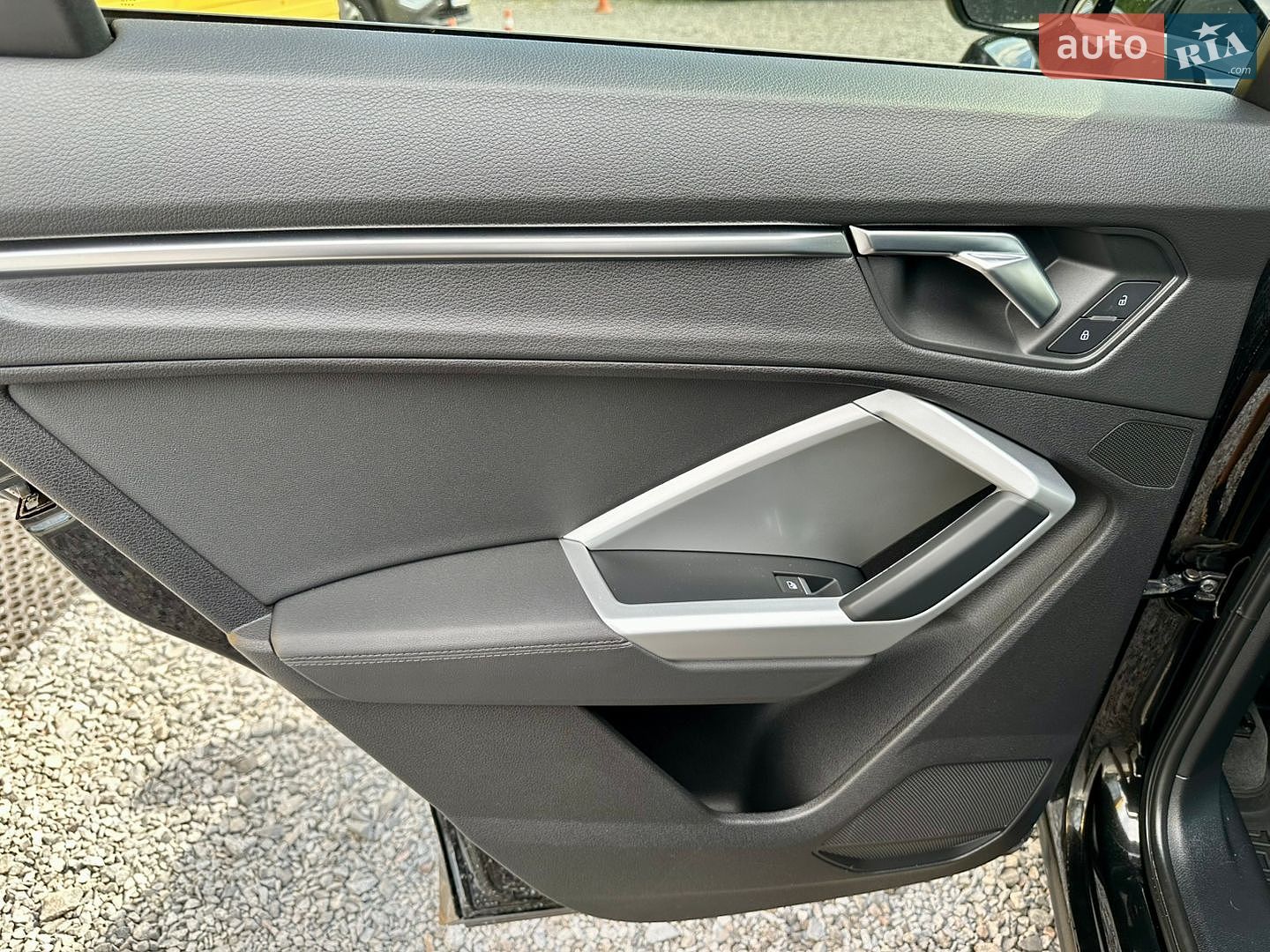 Audi Q3 2019 VIN WA1DECF33L1028387 фото оголошення 19 з 22