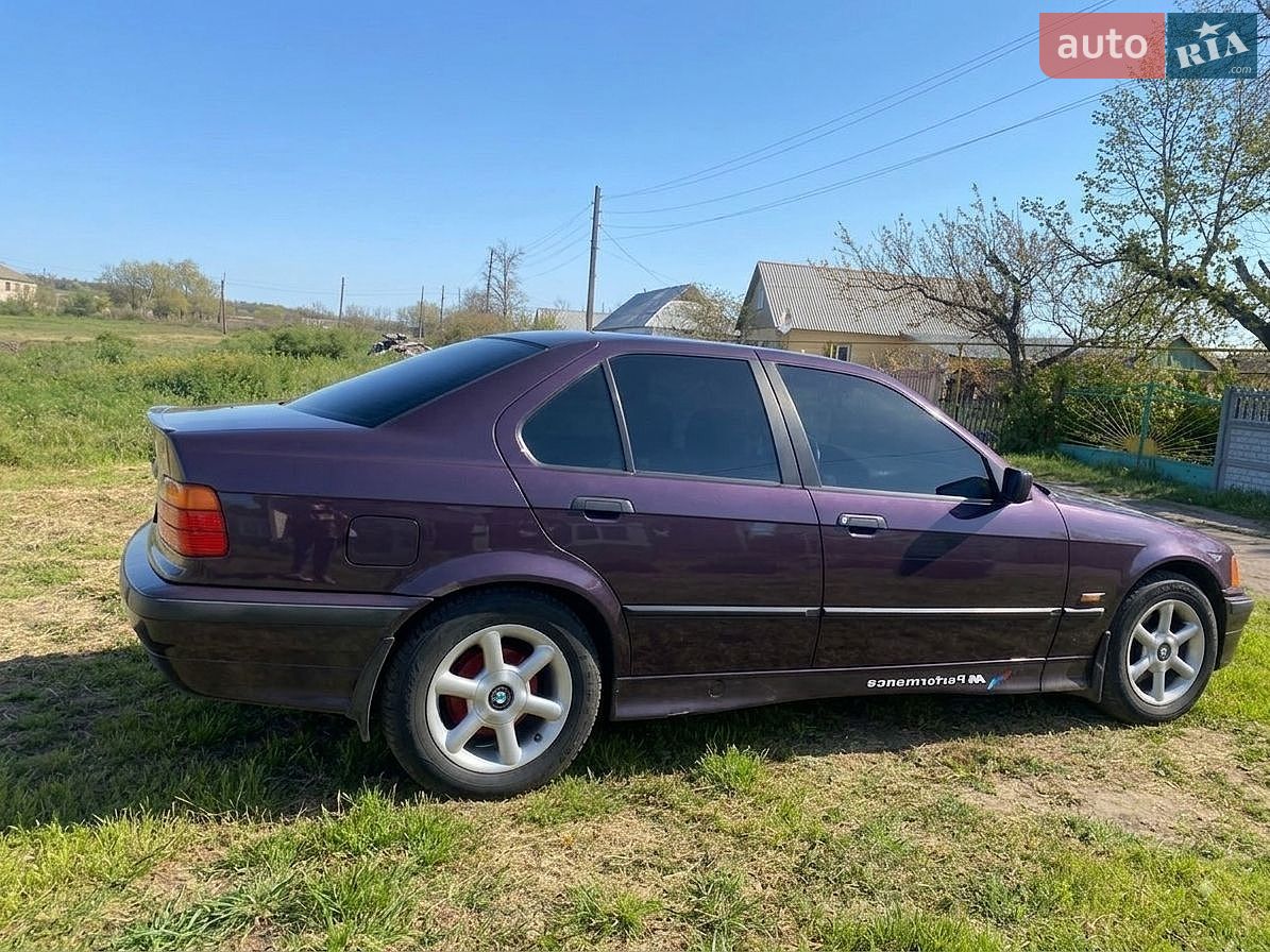 BMW 3 Series 1995 VIN WBACA91090KA10110 фото оголошення 9 з 16