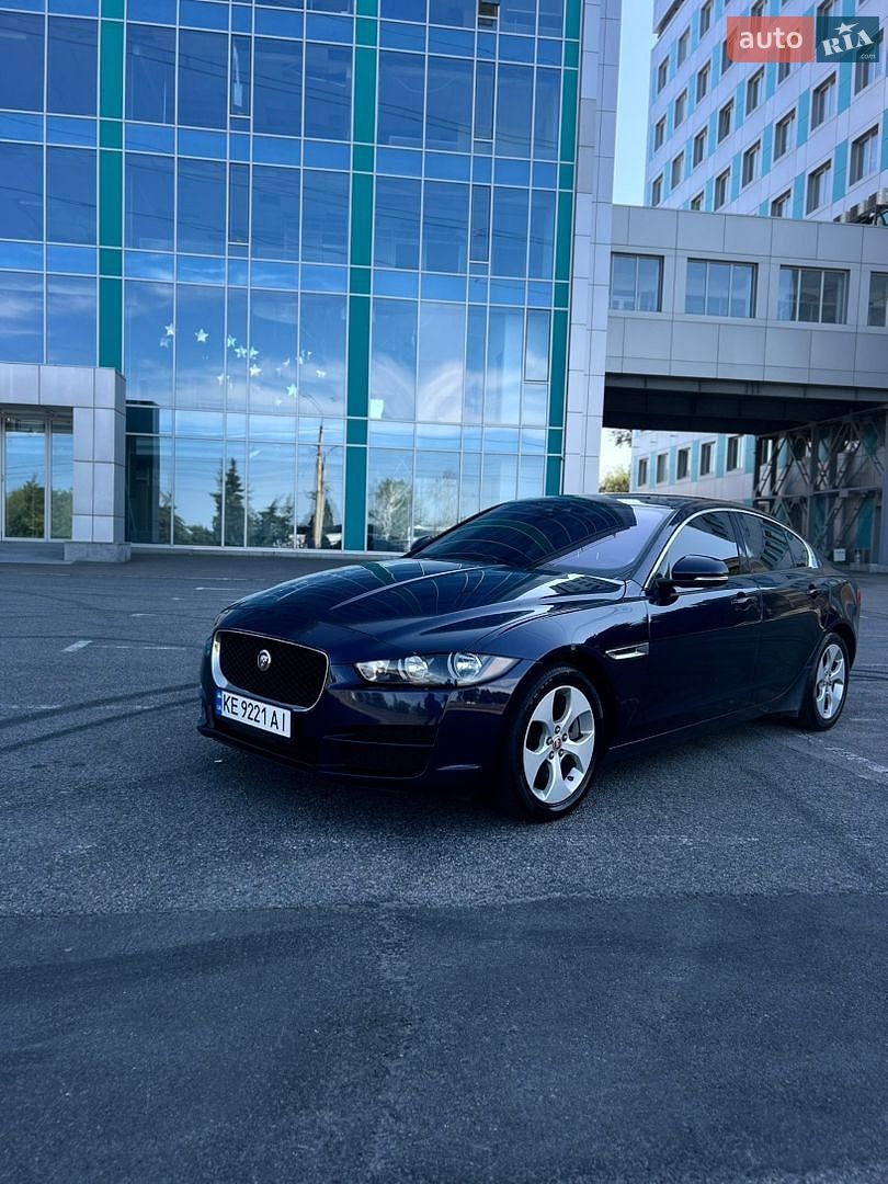 Jaguar XE 2017 VIN SAJAS4BN1HCP14469 фото оголошення 3 з 34