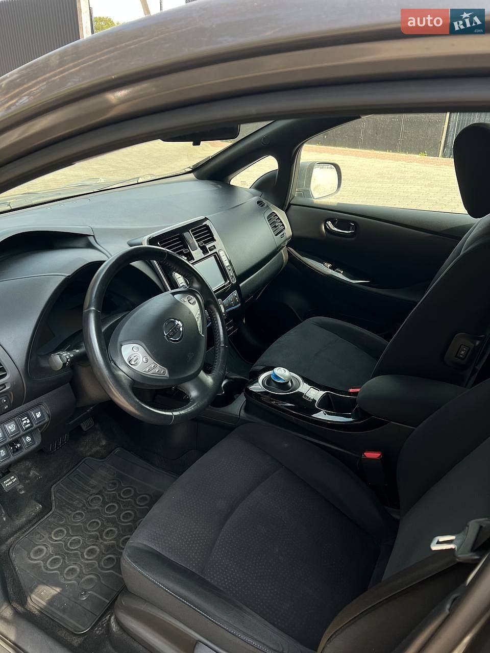 Nissan Leaf 2015 VIN SJNFAAZE0U6031350 фото оголошення 9 з 12