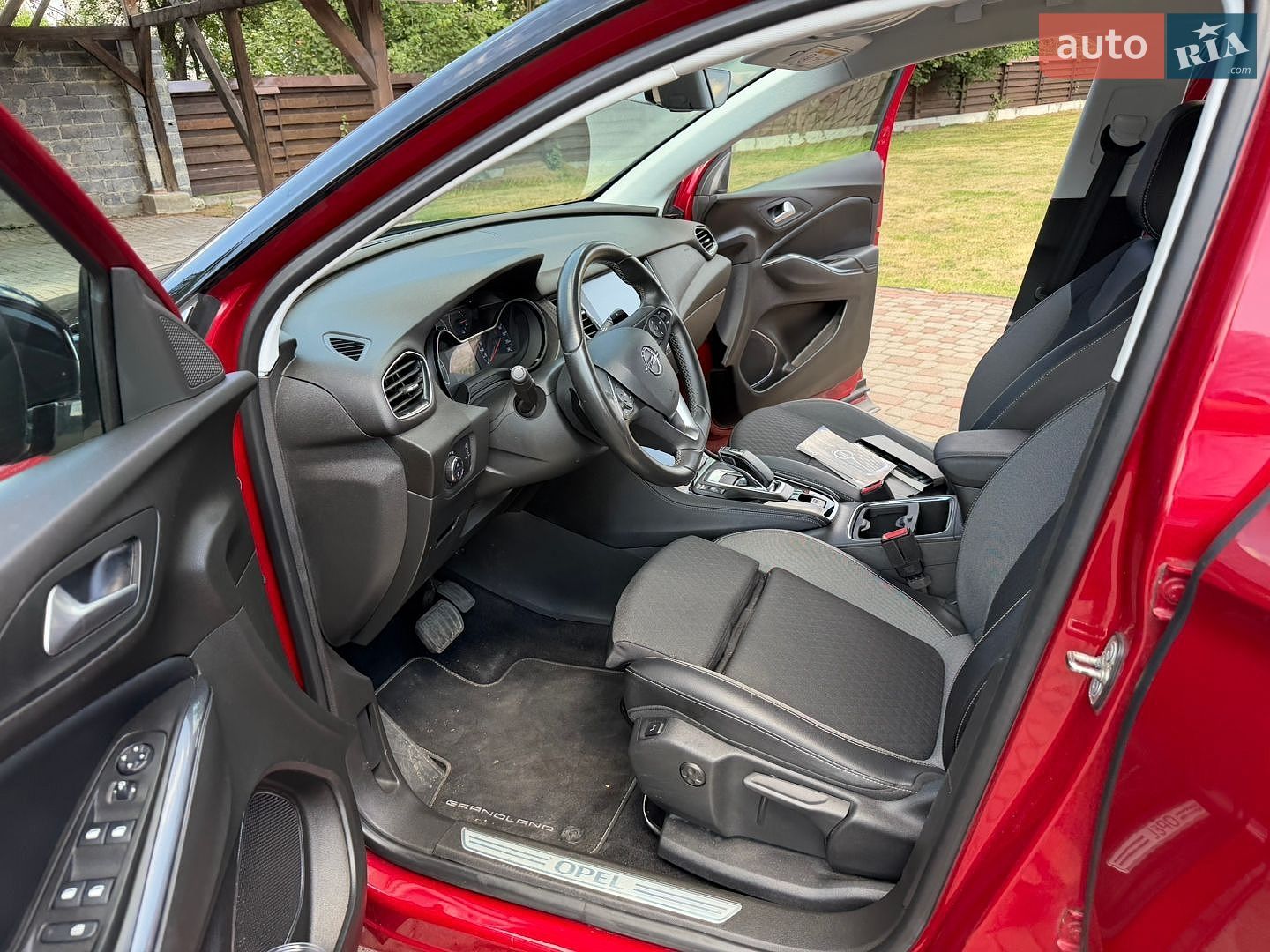 Opel Grandland X 2021 VIN W0VZ45GBXLS093348 фото оголошення 26 з 46