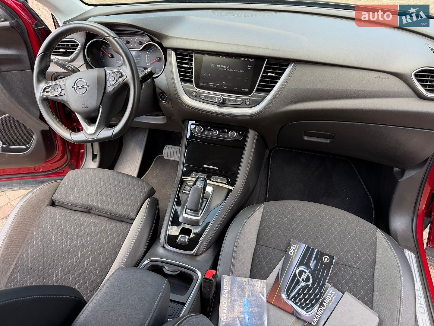 Opel Grandland X 2021 VIN W0VZ45GBXLS093348 фото оголошення 31 з 46