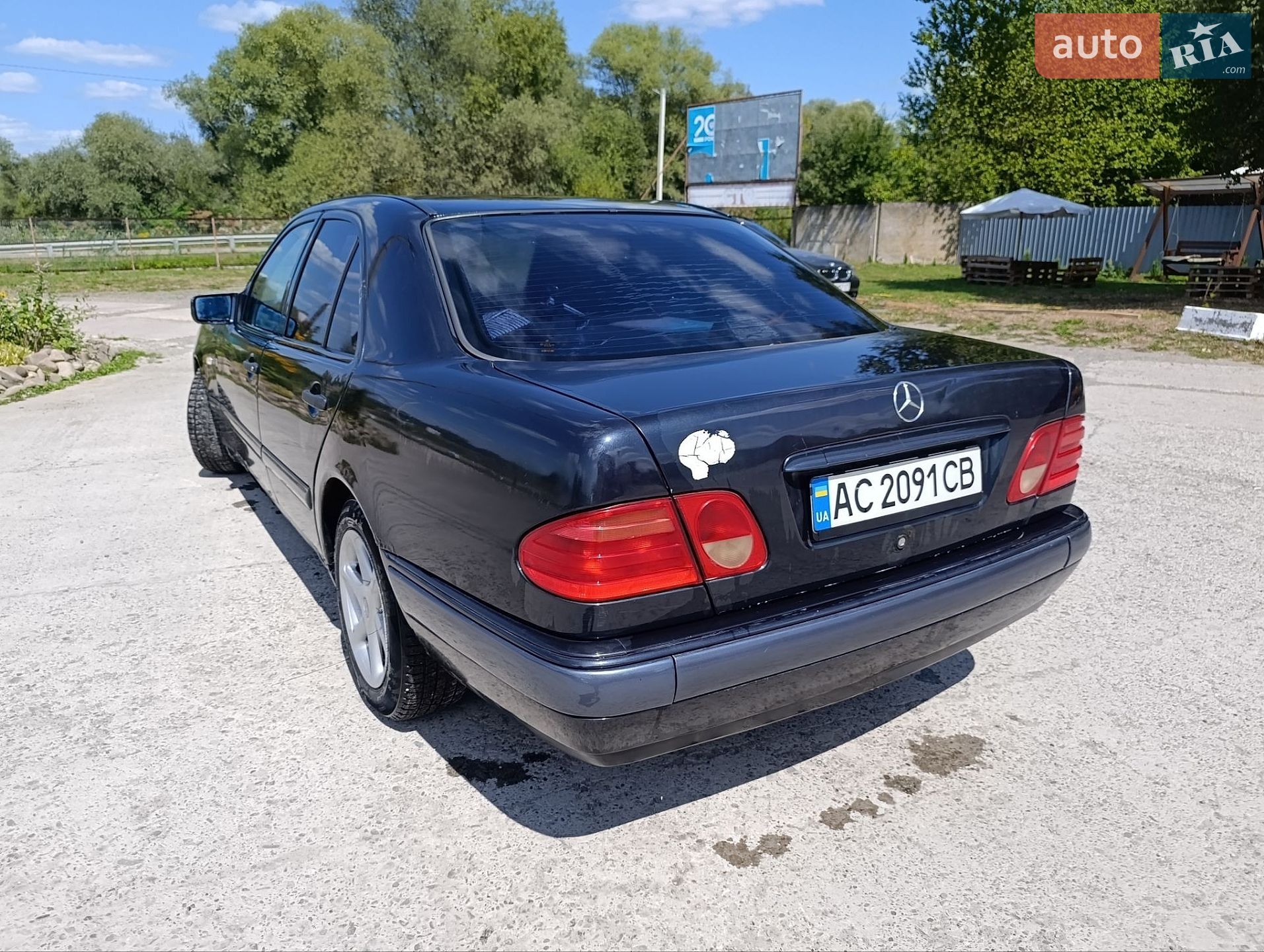 Mercedes-Benz E-Class 1998 VIN WDB1240201A905040 фото оголошення 8 з 15