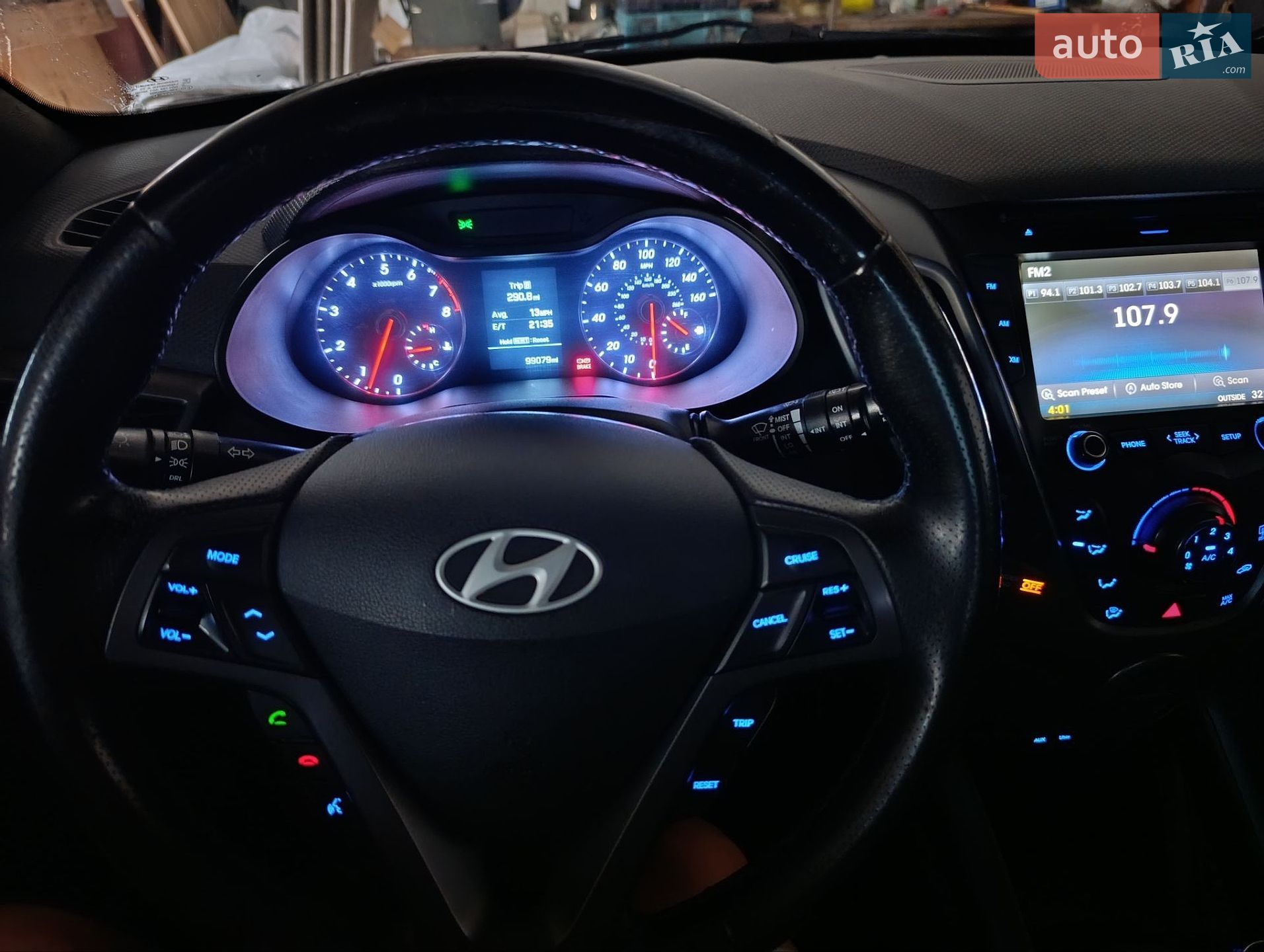 Hyundai Veloster 2015 VIN KMHTC6AE2GU255779 фото оголошення 7 з 17