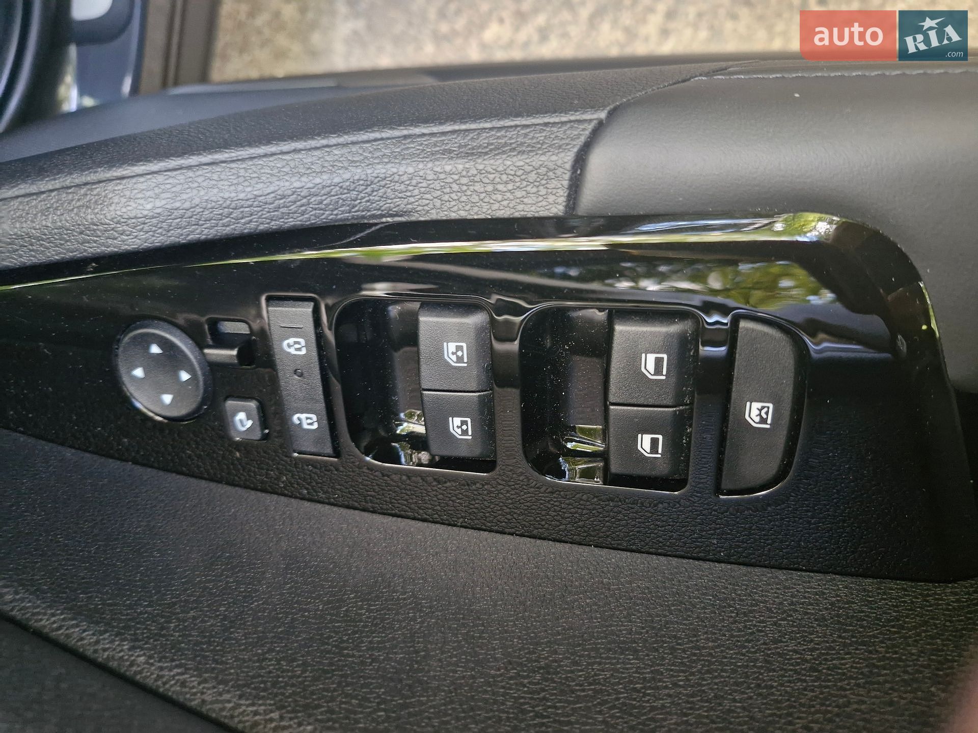 Kia Sportage 2024 VIN U5YPV81DBSL296398 фото оголошення 12 з 19